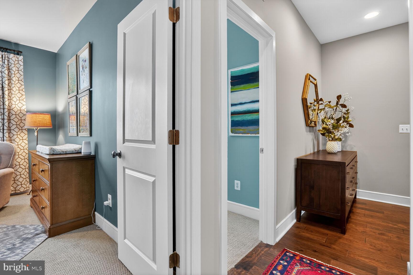 23048 LAVALLETTE SQUARE