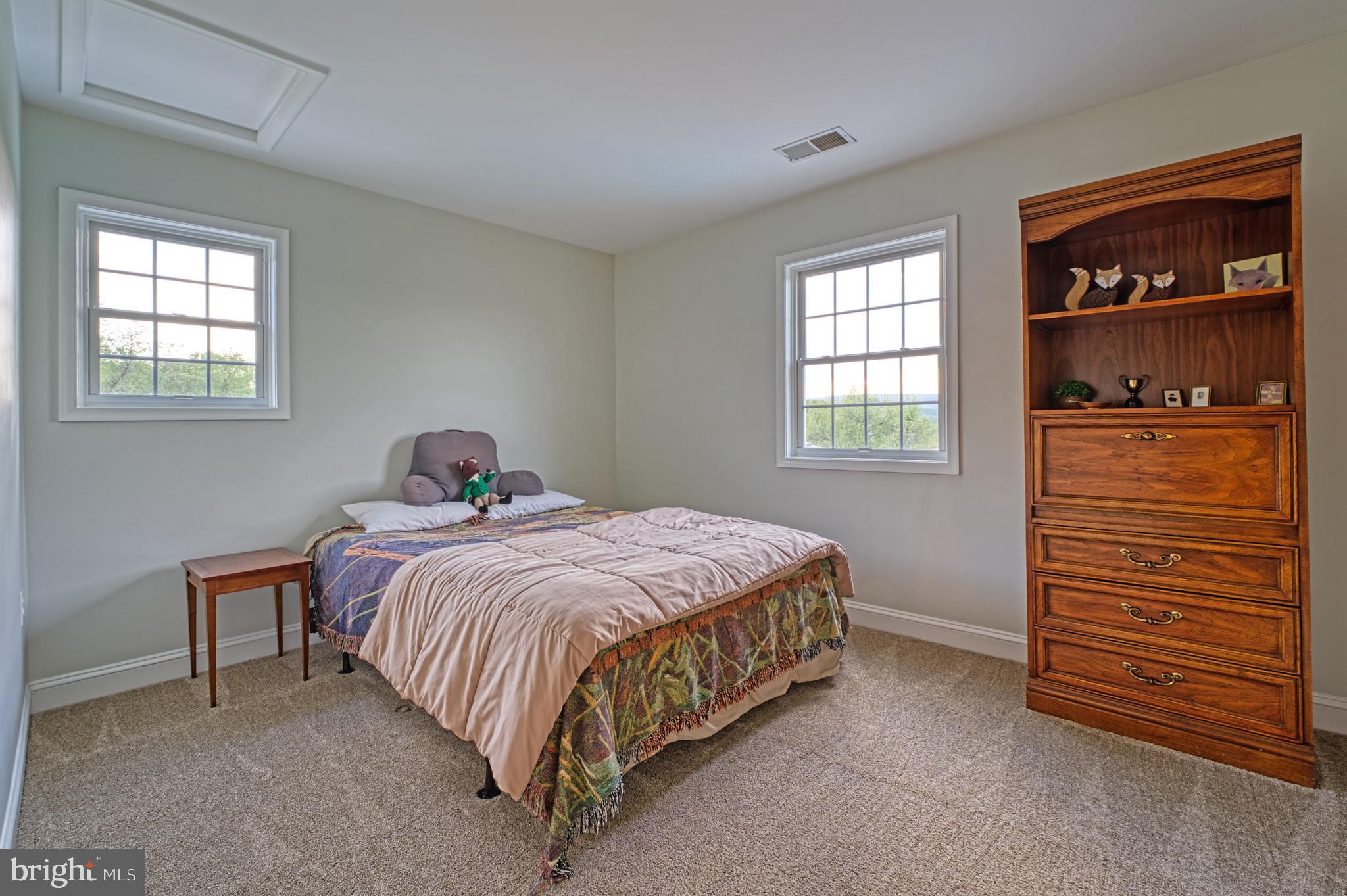 36181 FOXLORE FARM LANE