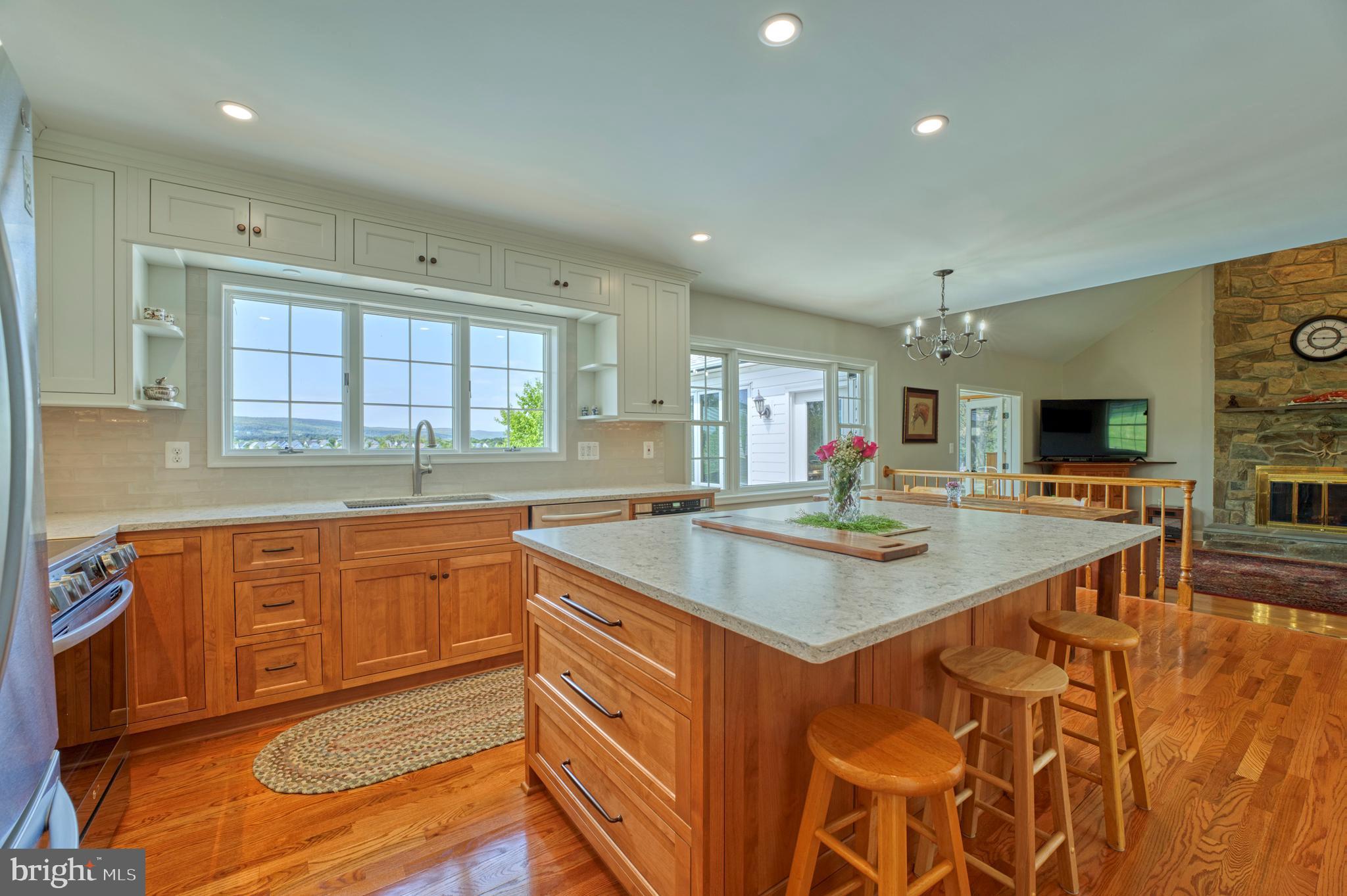 36181 FOXLORE FARM LANE