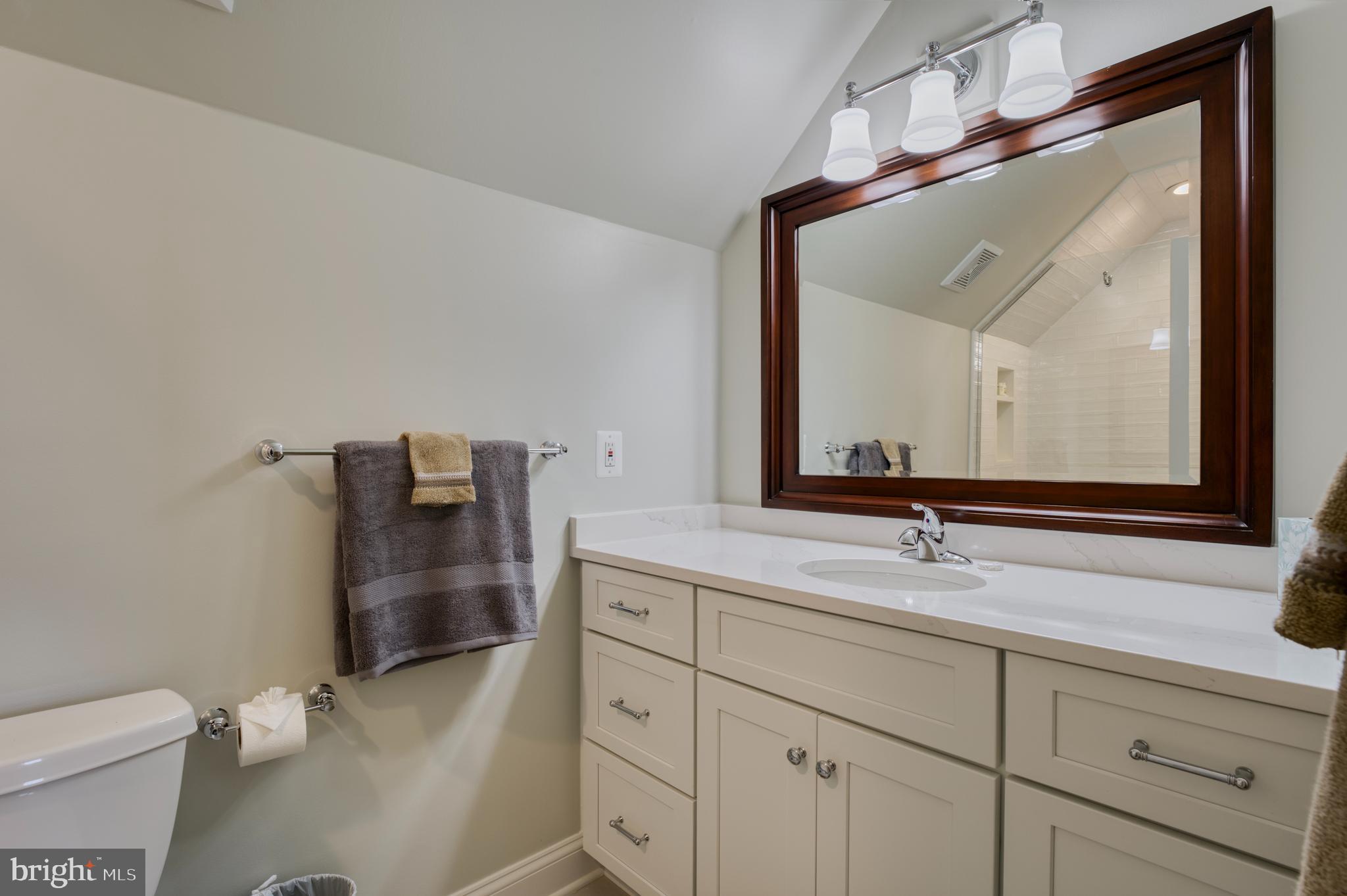 36181 FOXLORE FARM LANE