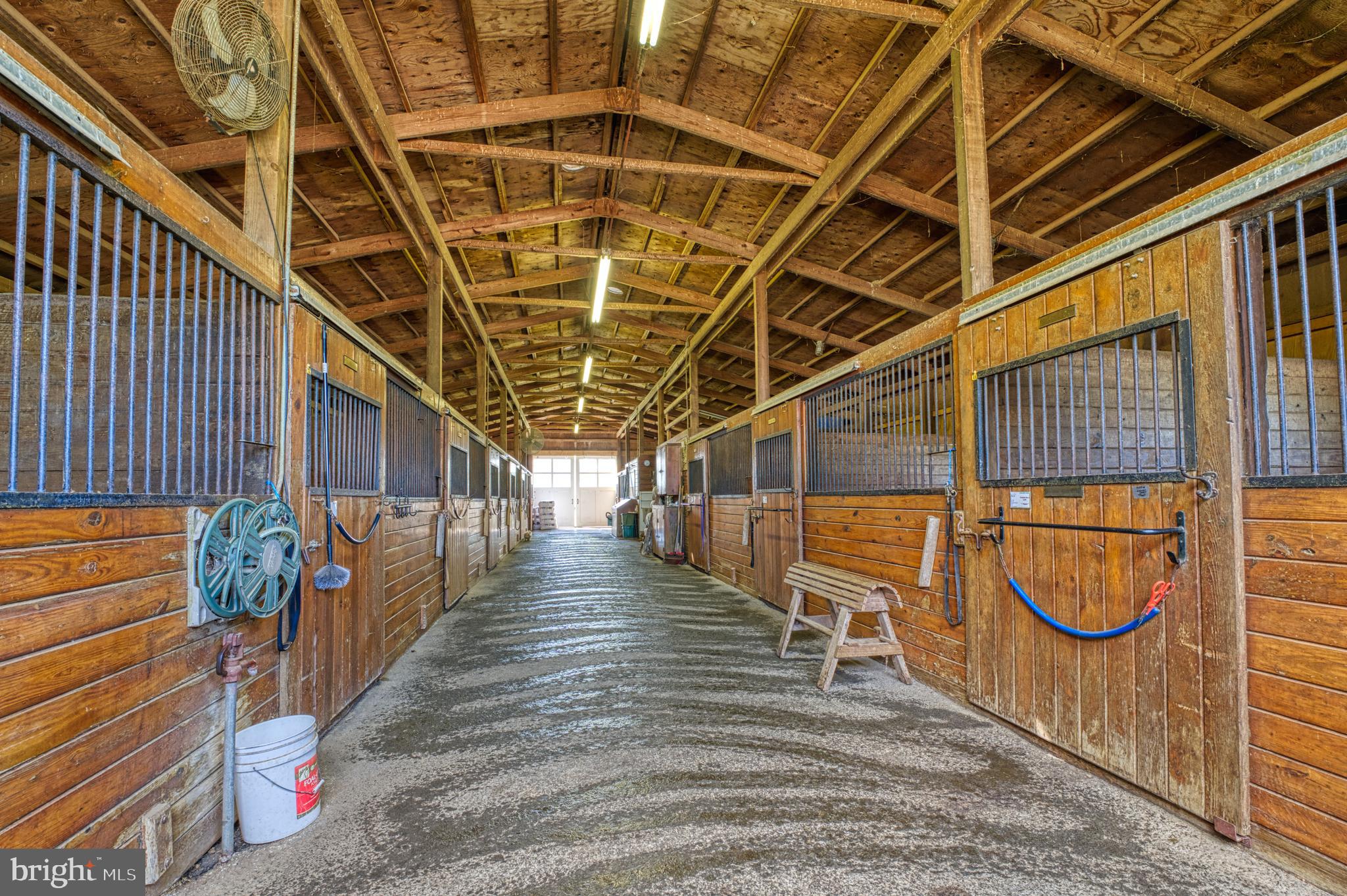 36181 FOXLORE FARM LANE