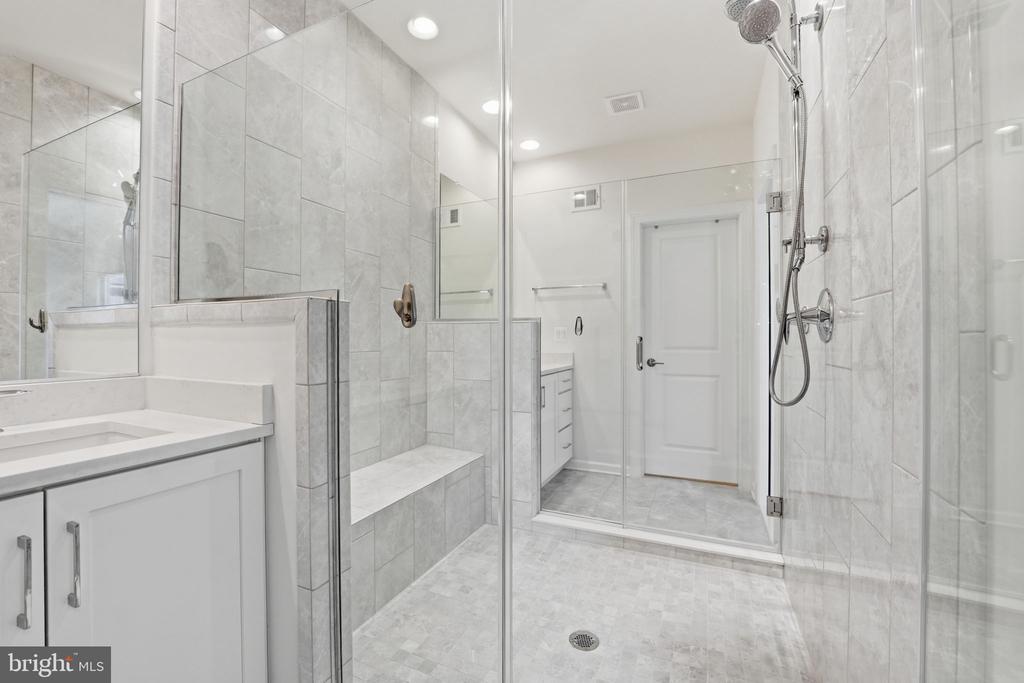 20230 TAFT TERRACE