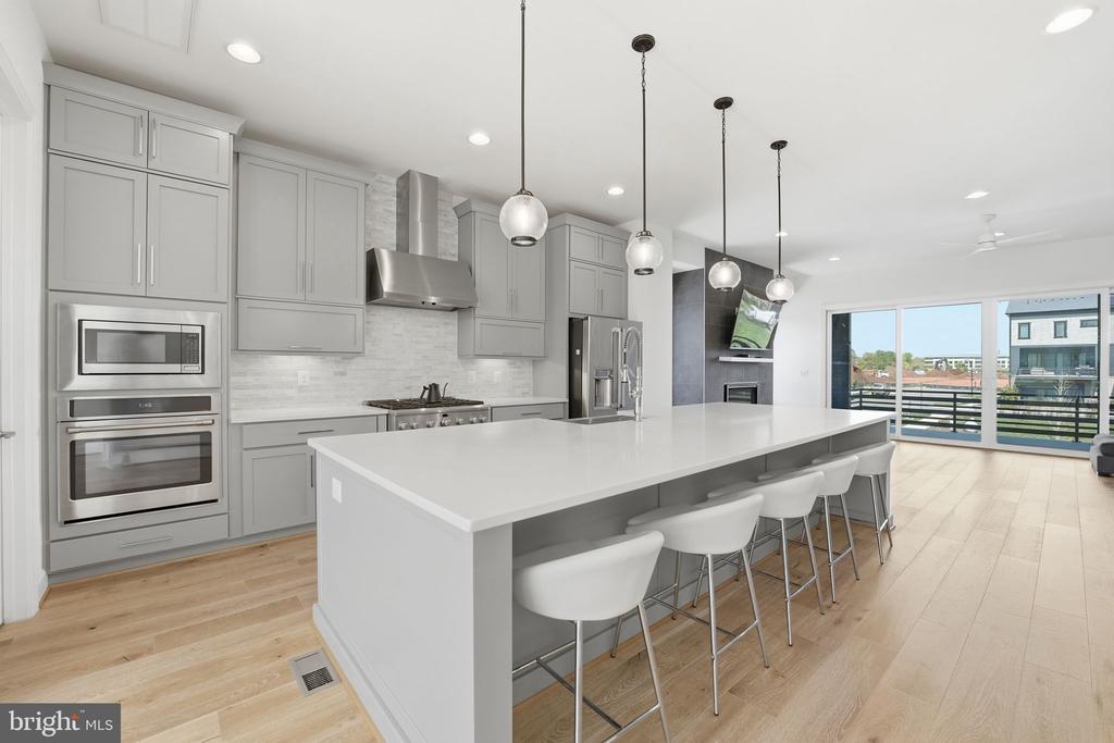 20230 TAFT TERRACE