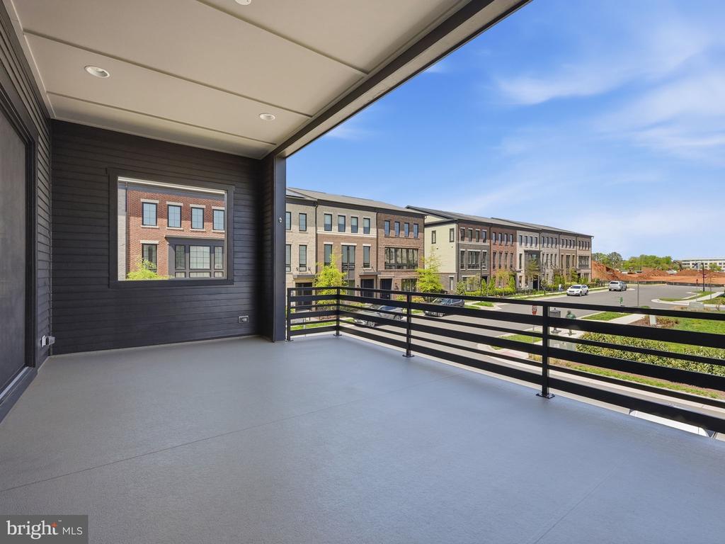 20230 TAFT TERRACE