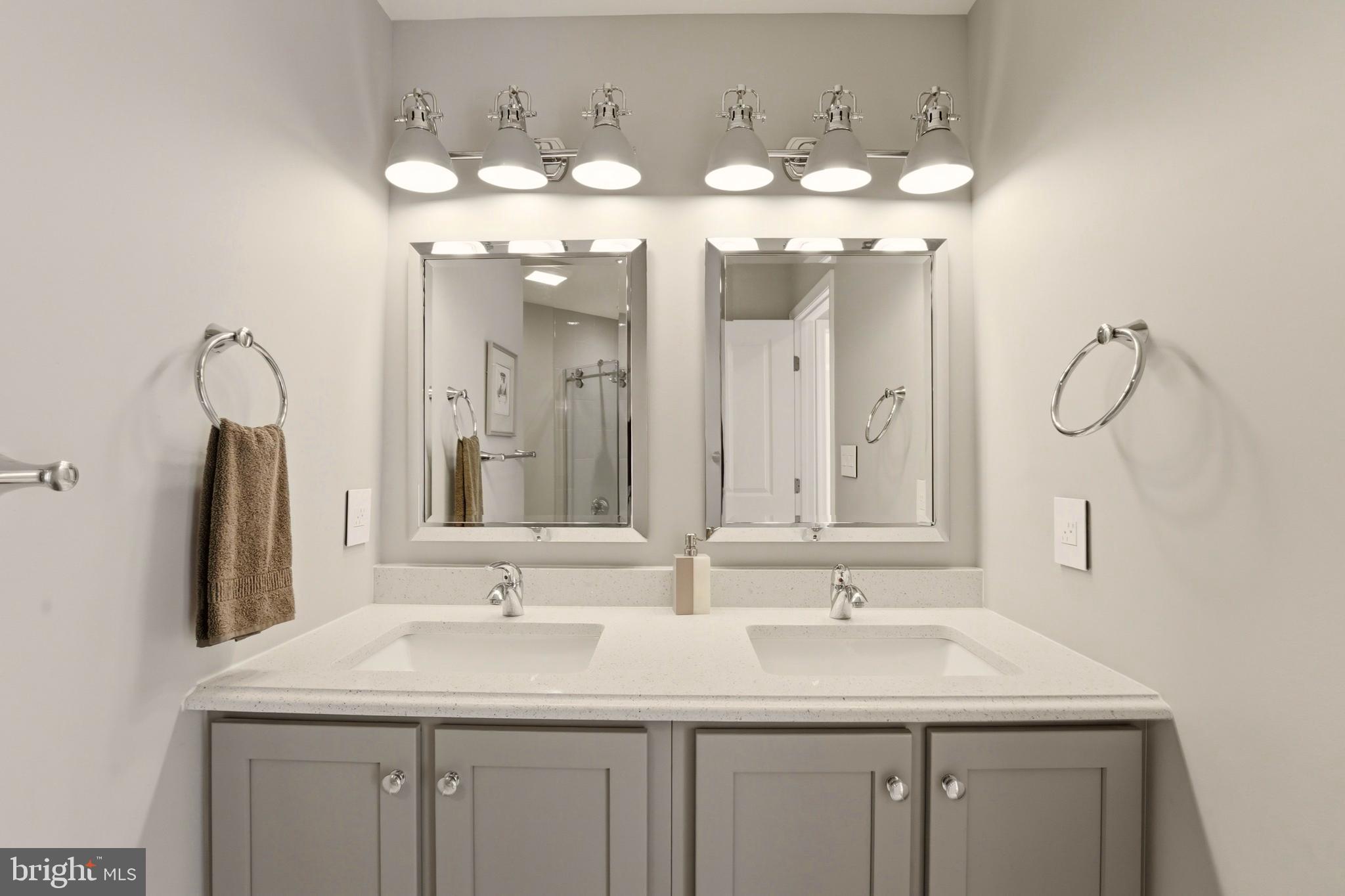 22826 COURTLAND PARK DRIVE