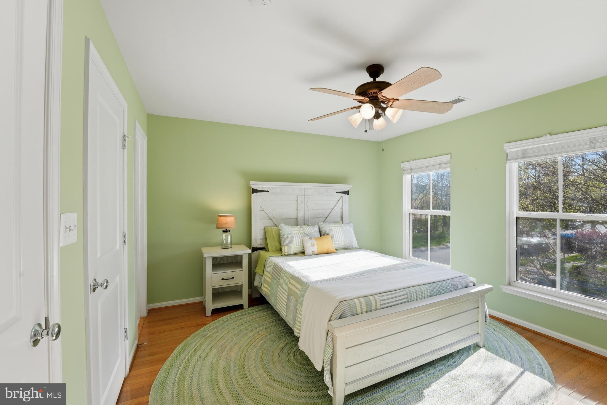 22826 COURTLAND PARK DRIVE