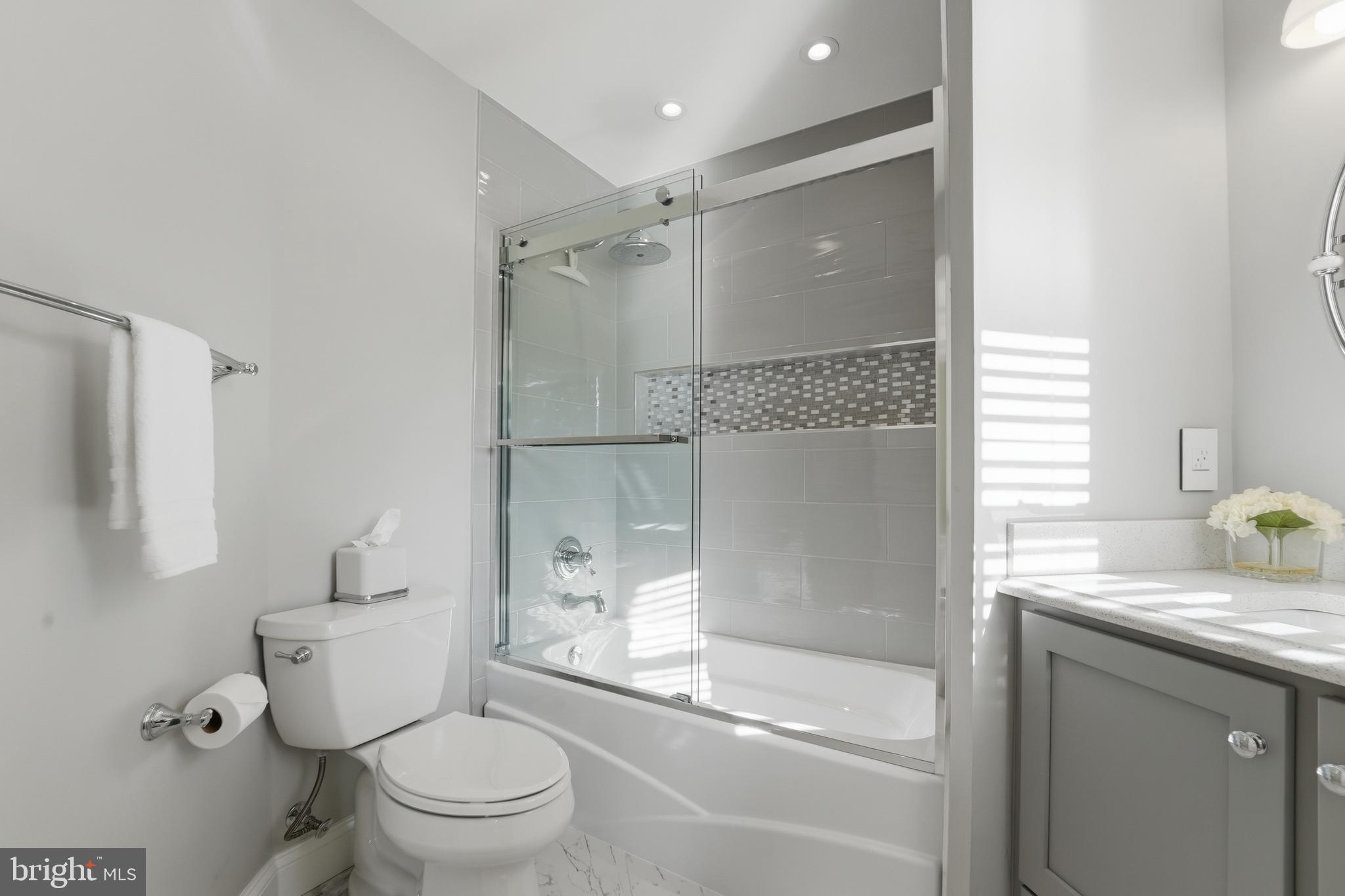 22826 COURTLAND PARK DRIVE