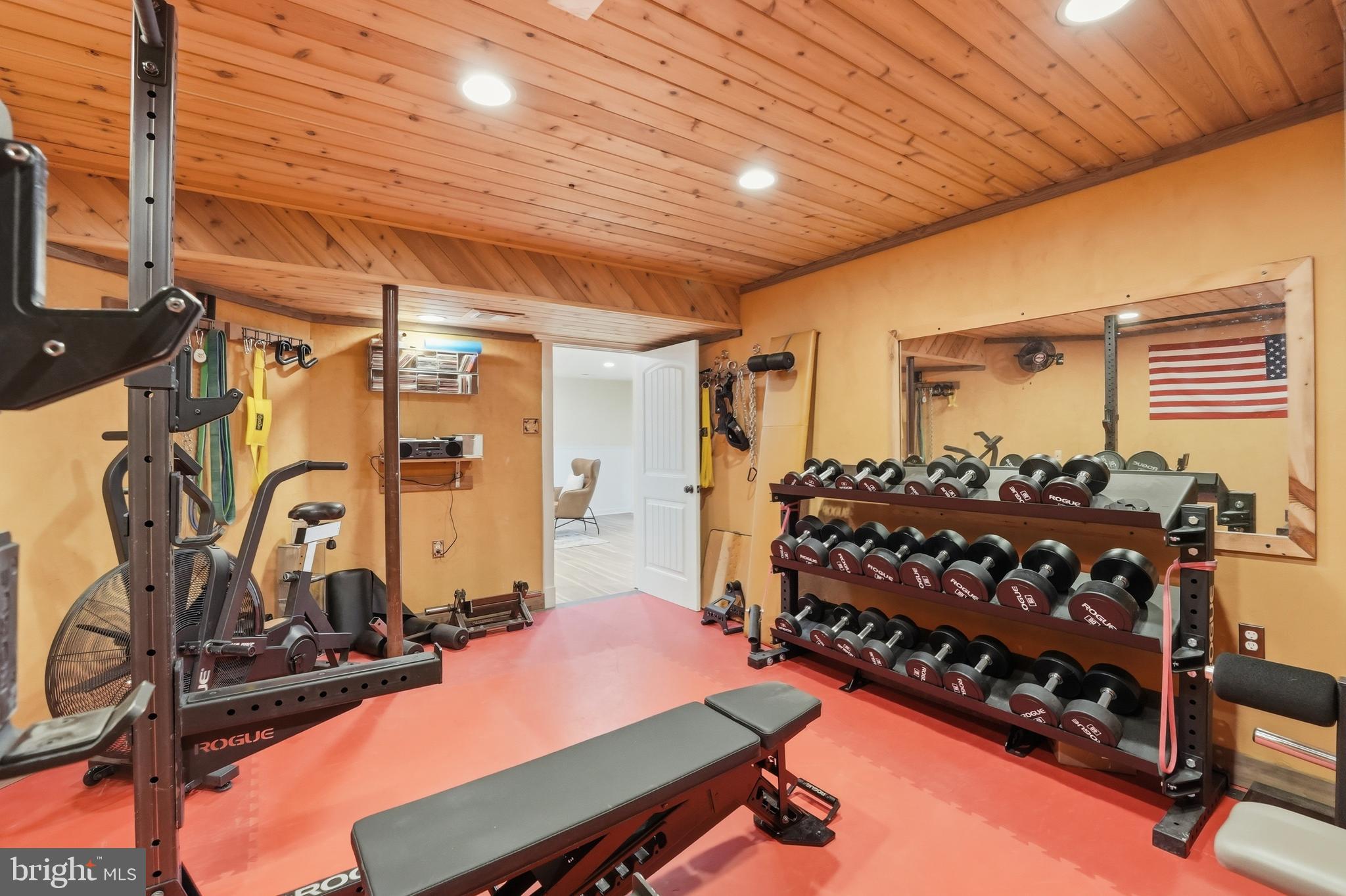 22826 COURTLAND PARK DRIVE