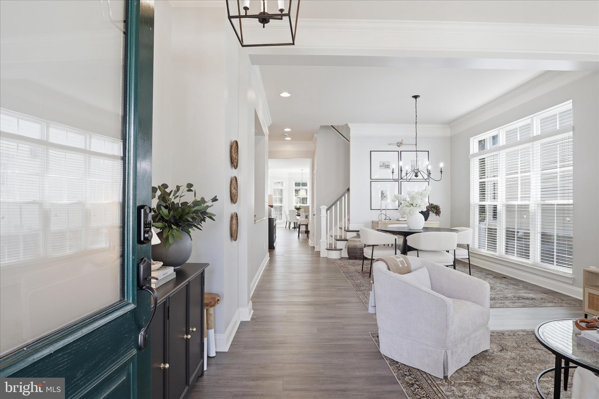 42787 CHATELAIN CIRCLE