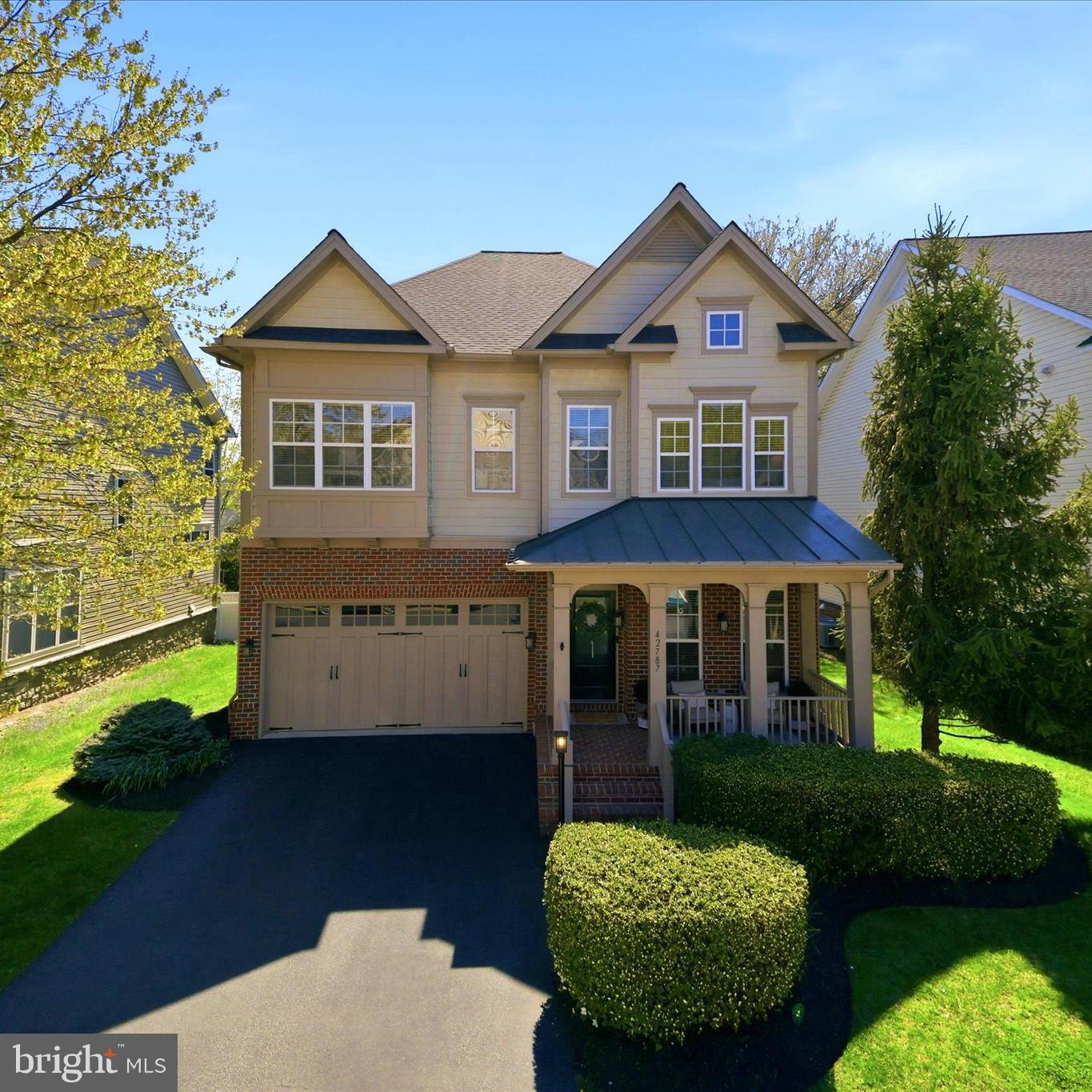 42787 CHATELAIN CIRCLE