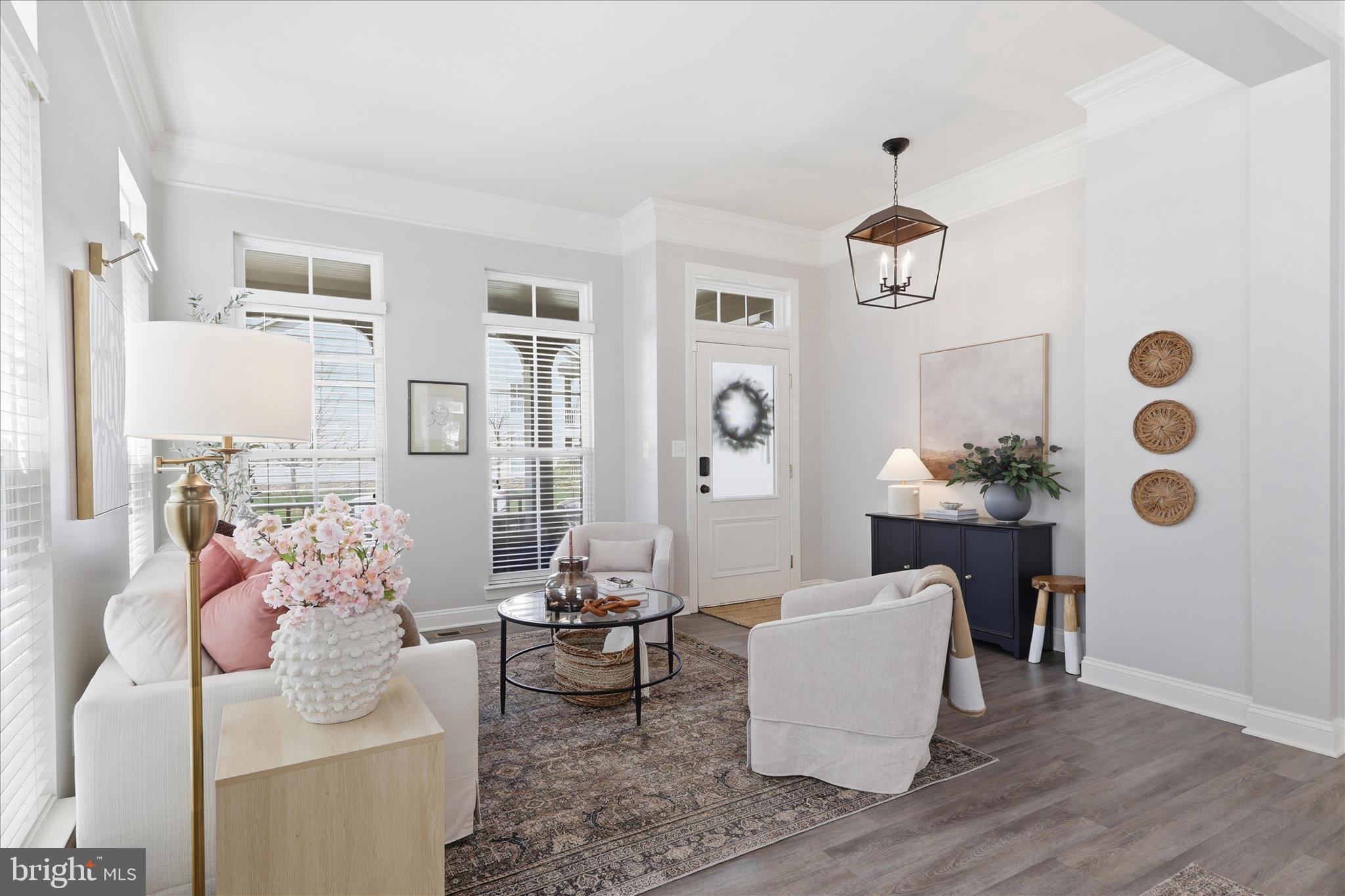 42787 CHATELAIN CIRCLE