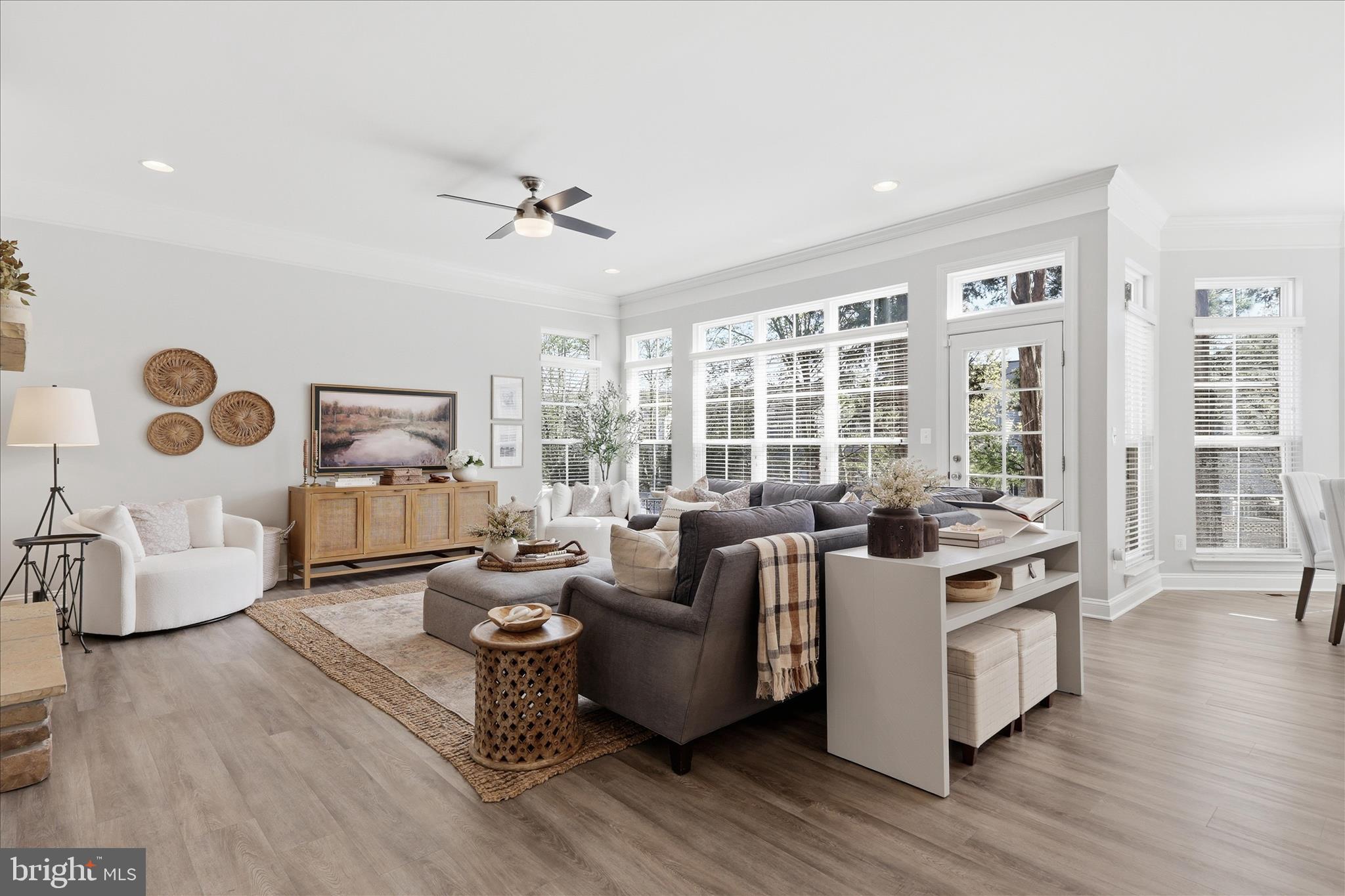 42787 CHATELAIN CIRCLE