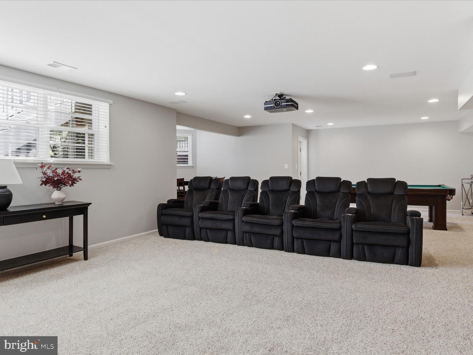 42787 CHATELAIN CIRCLE