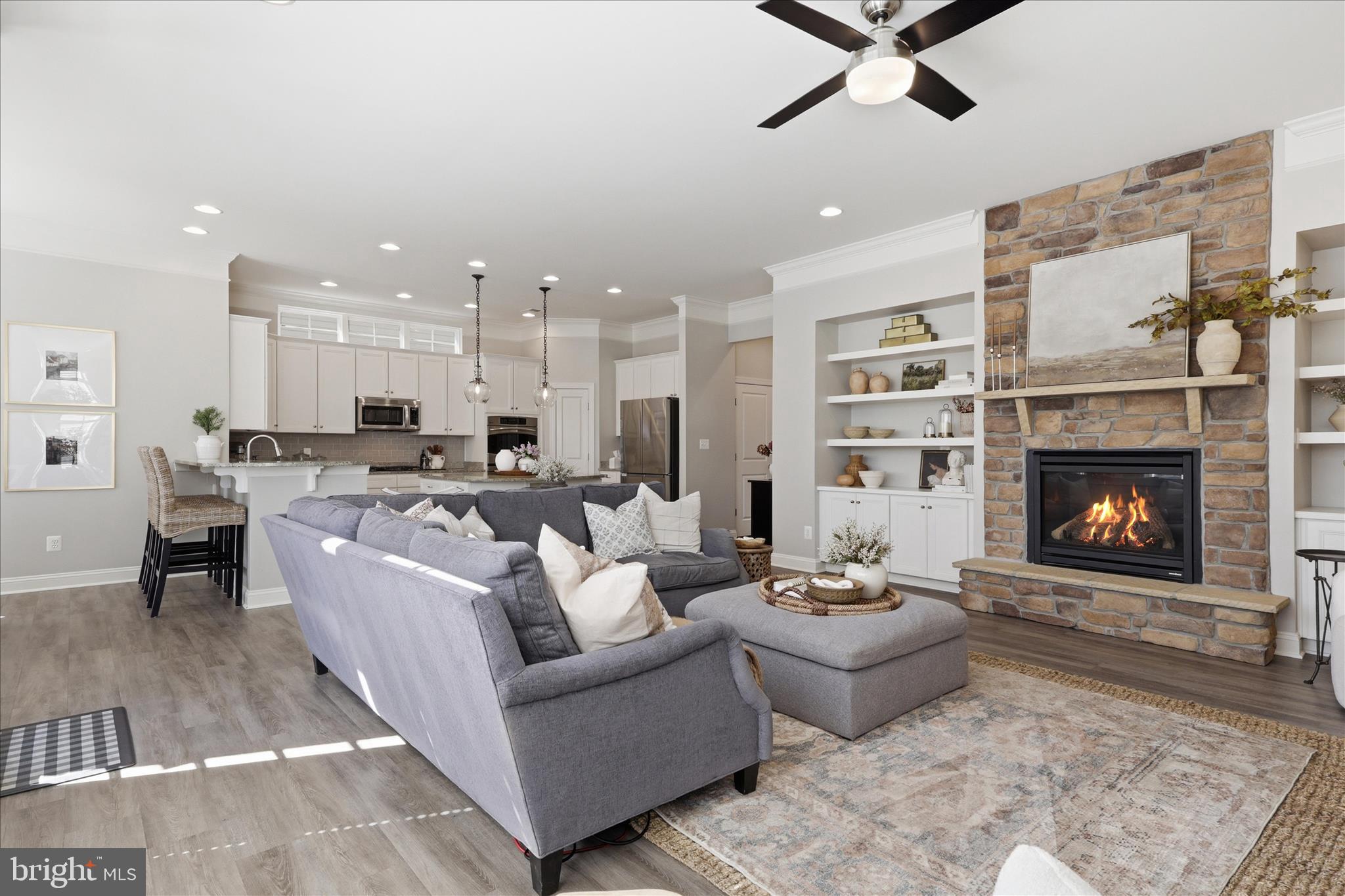 42787 CHATELAIN CIRCLE