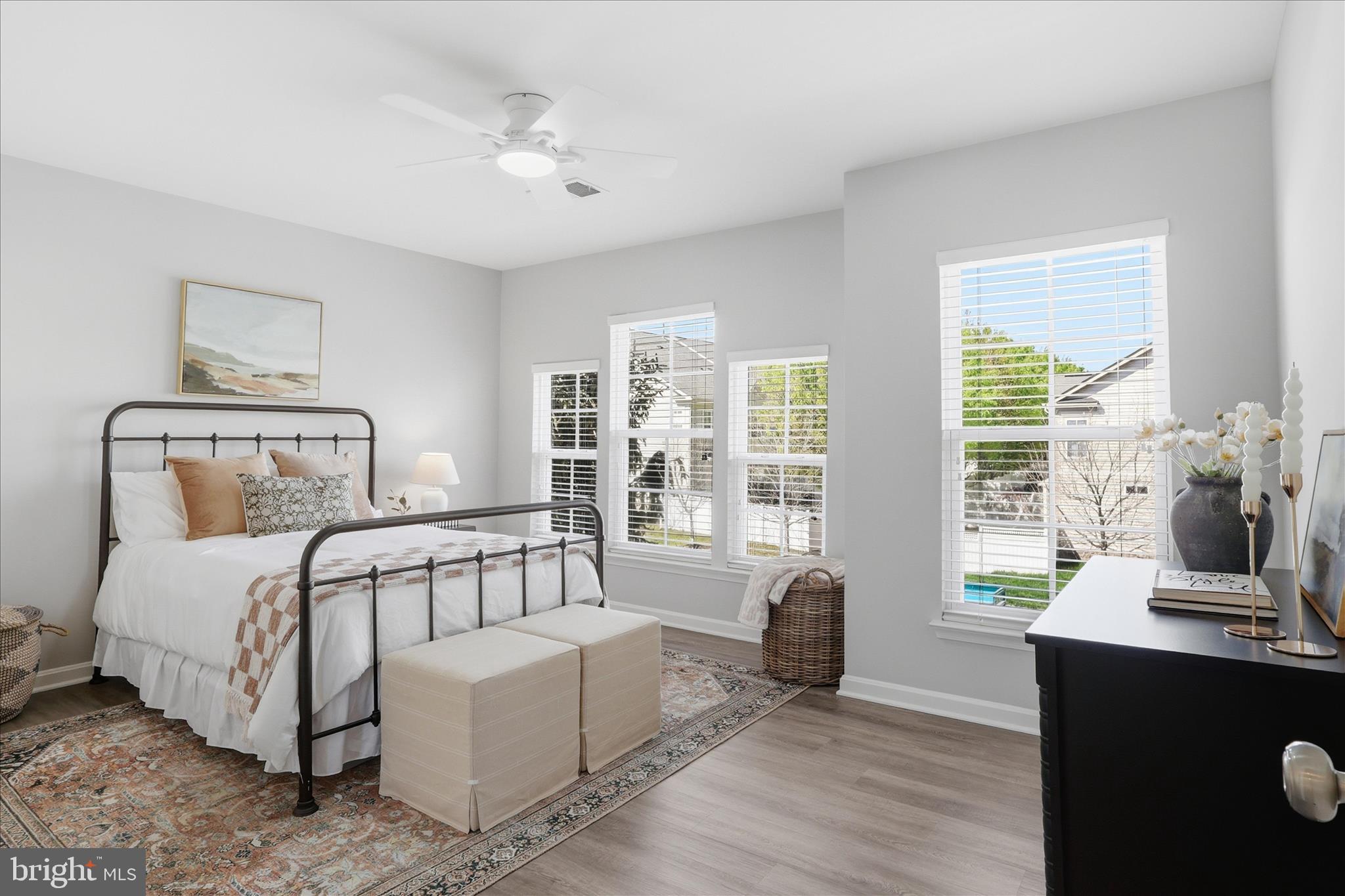 42787 CHATELAIN CIRCLE