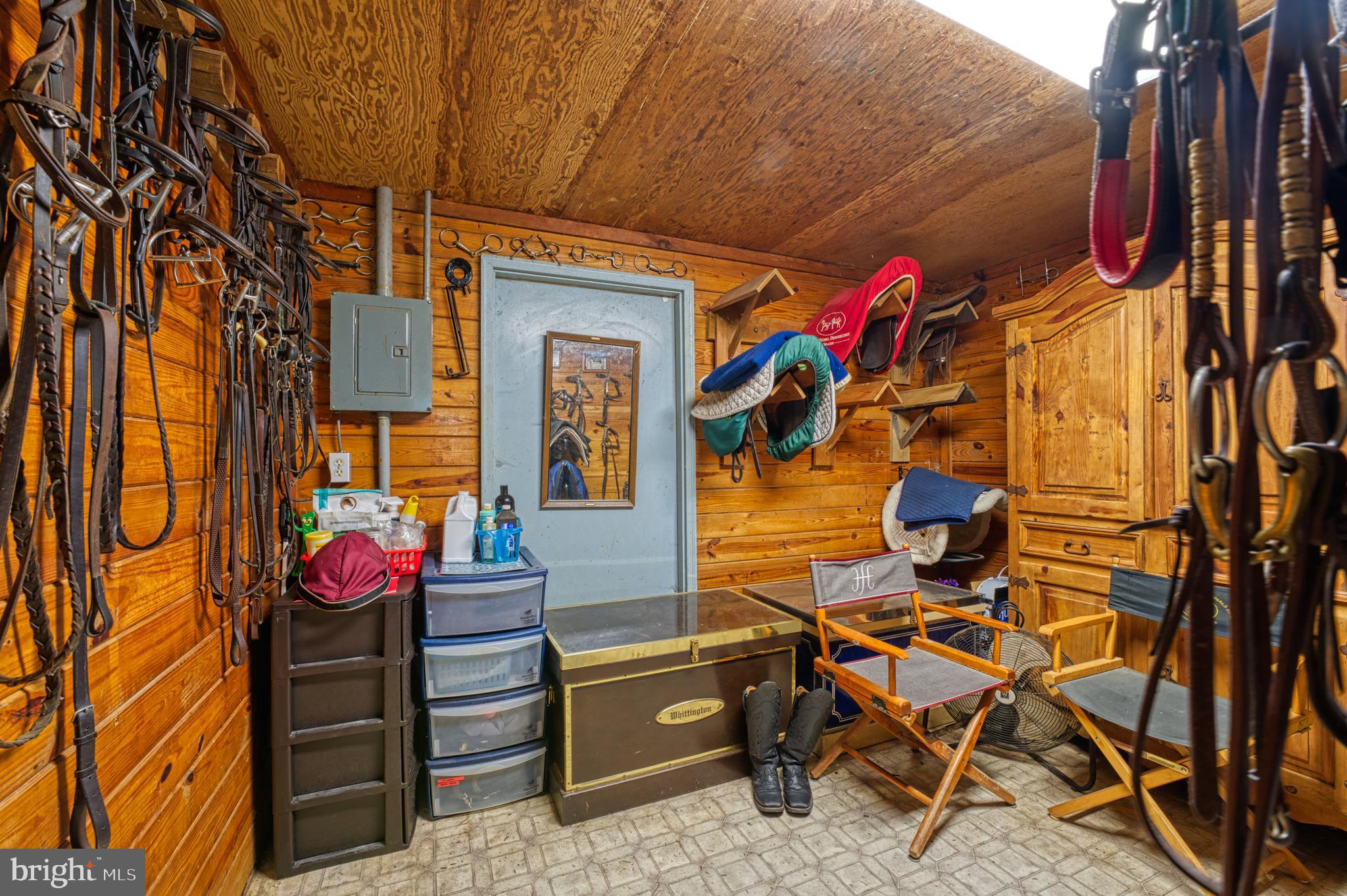 36181 FOXLORE FARM LANE