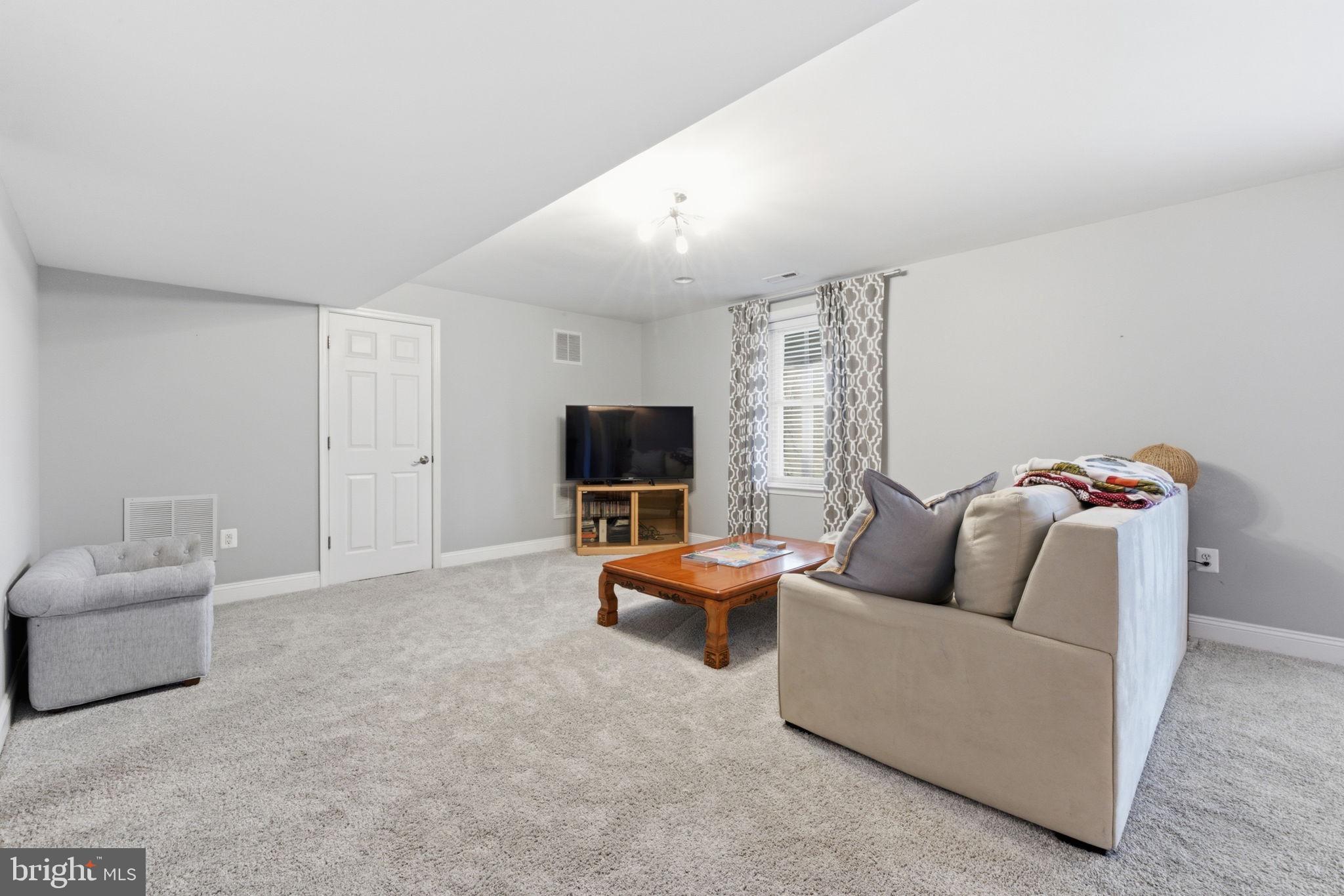 35290 PRESTWICK COURT