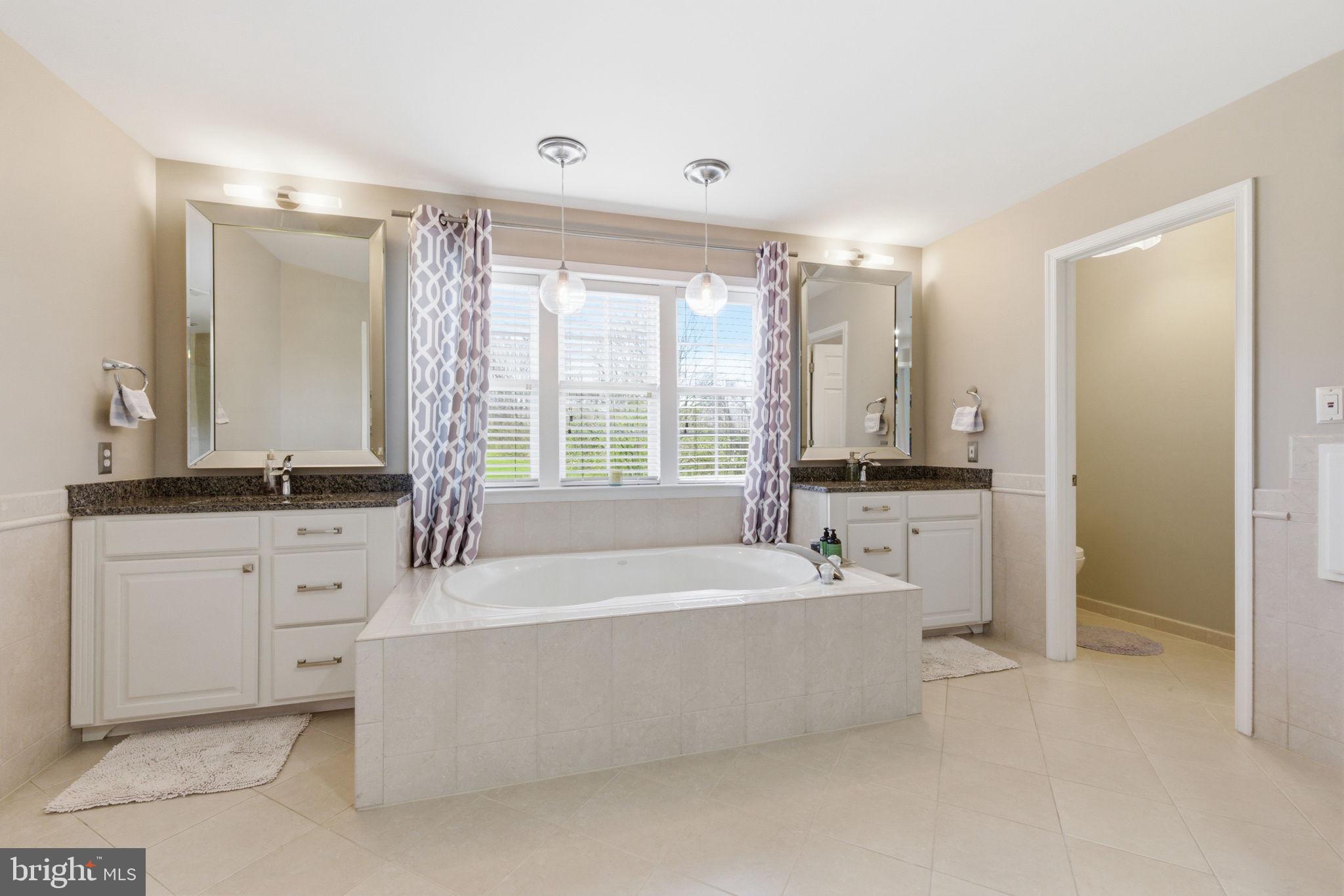 35290 PRESTWICK COURT