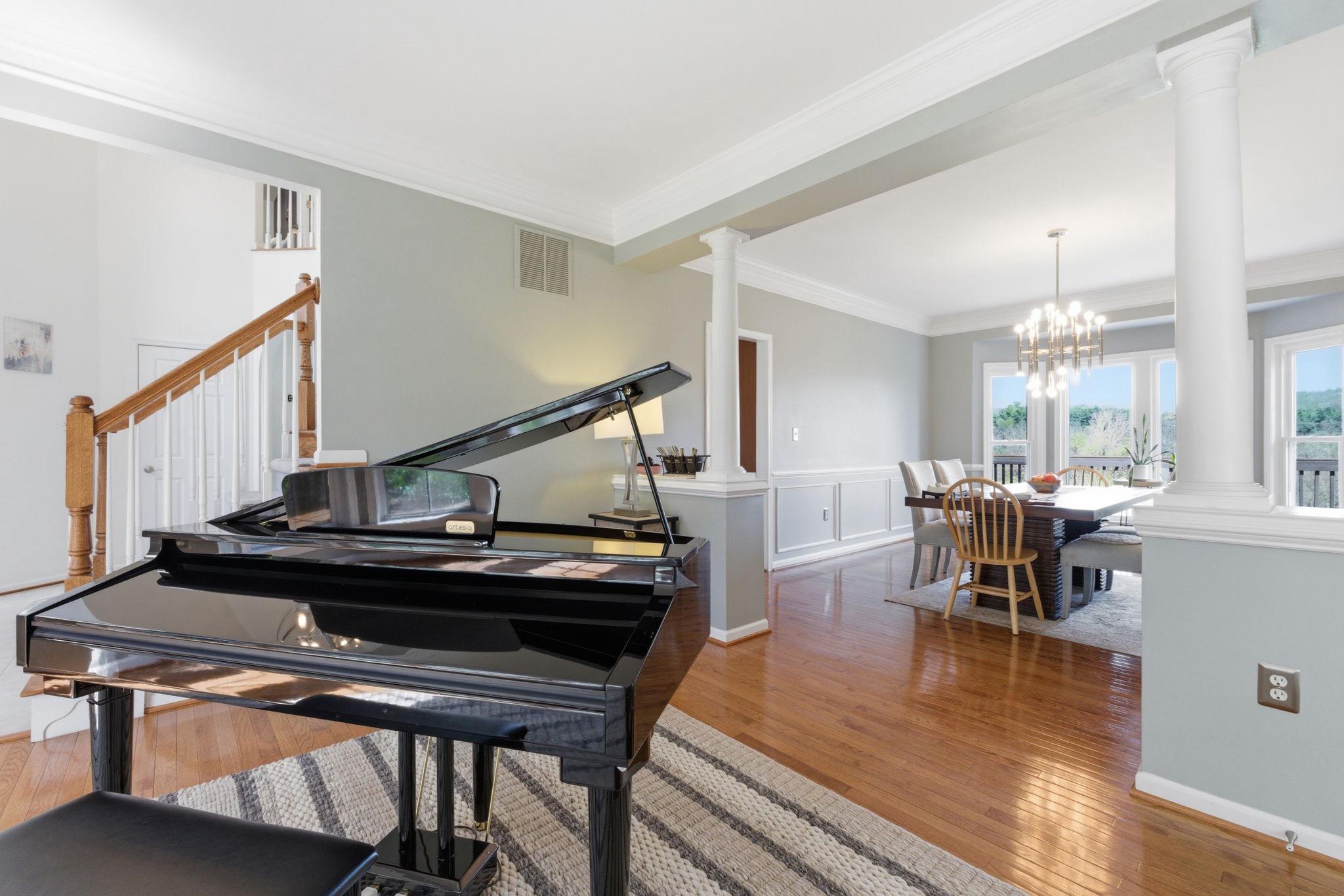 35290 PRESTWICK COURT