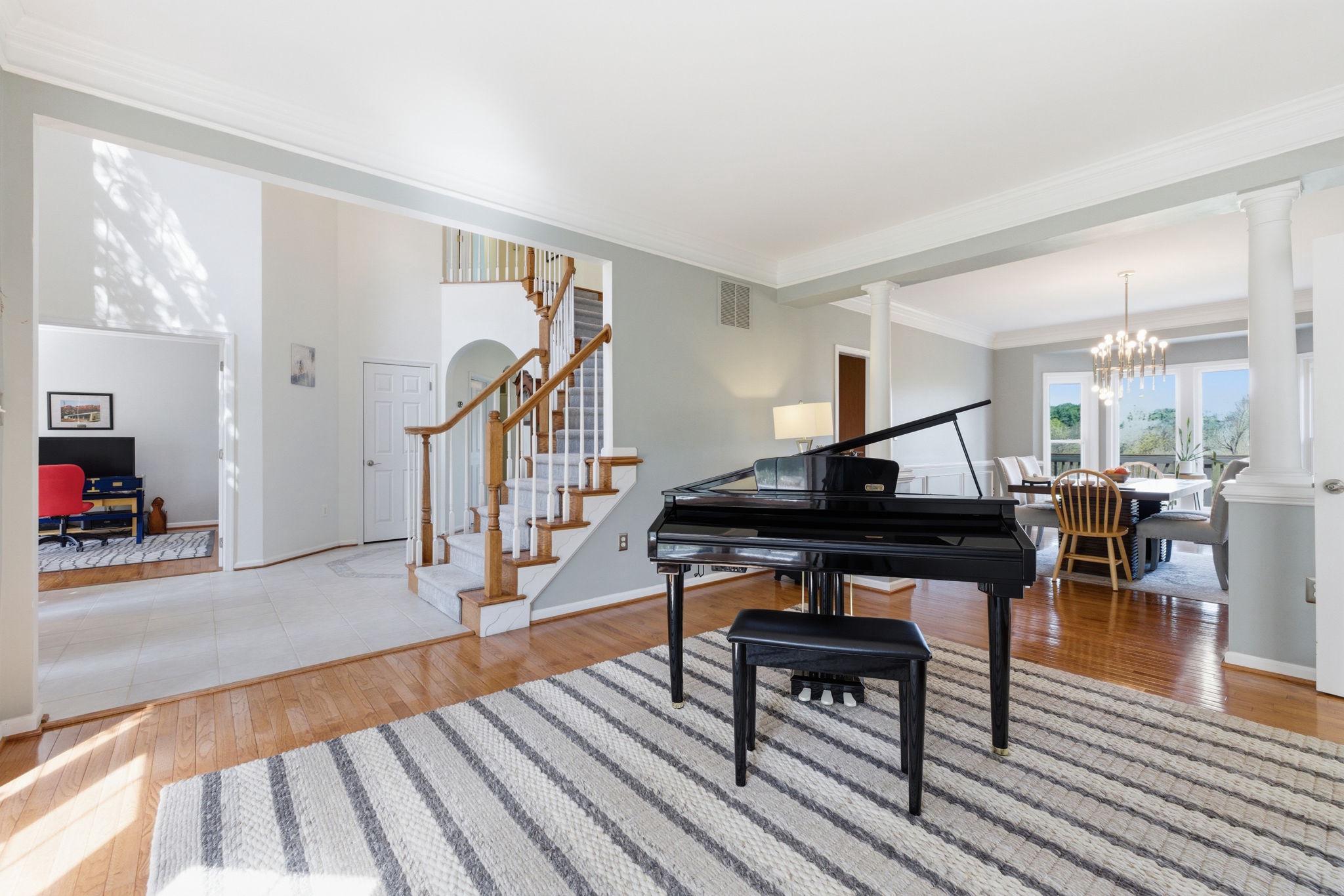 35290 PRESTWICK COURT