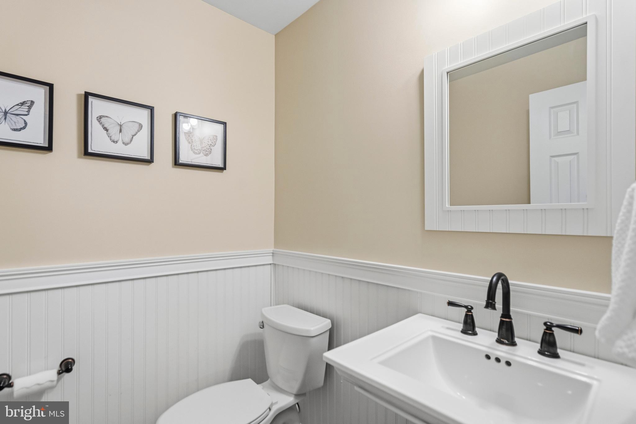 22938 EVERSOLE TERRACE