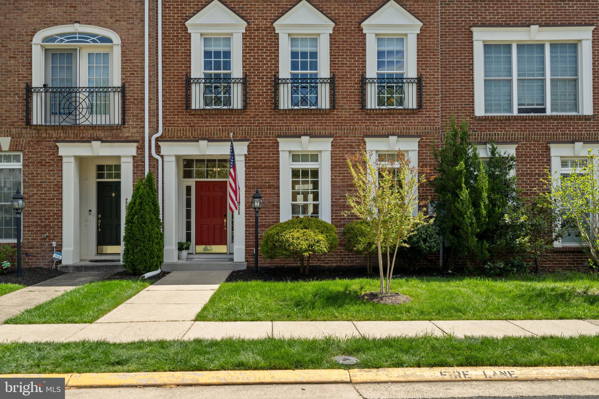 22938 EVERSOLE TERRACE