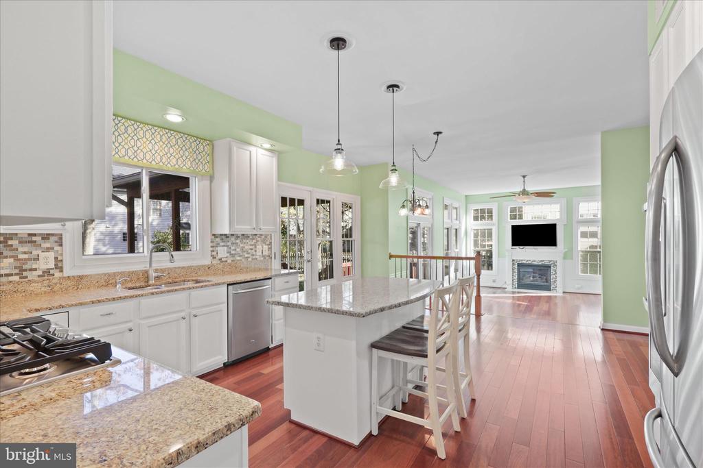 43312 HAGEN COURT