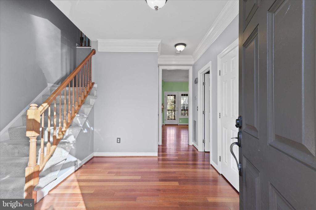 43312 HAGEN COURT