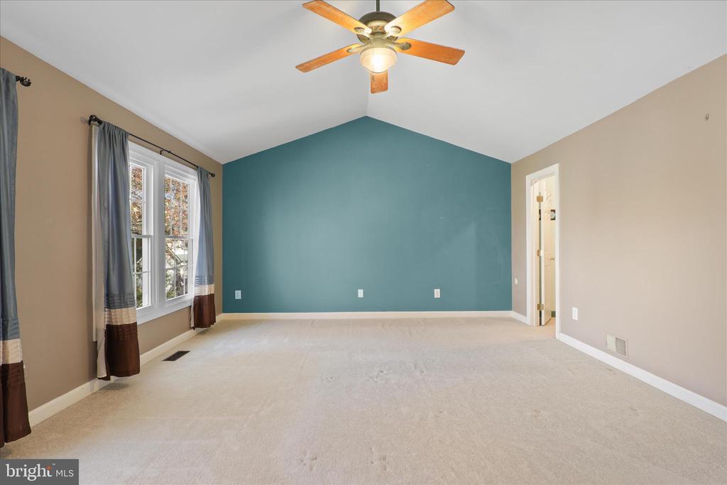 43312 HAGEN COURT