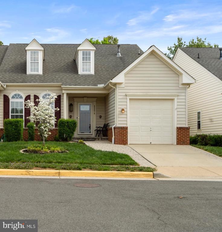 44474 LIVONIA TERRACE