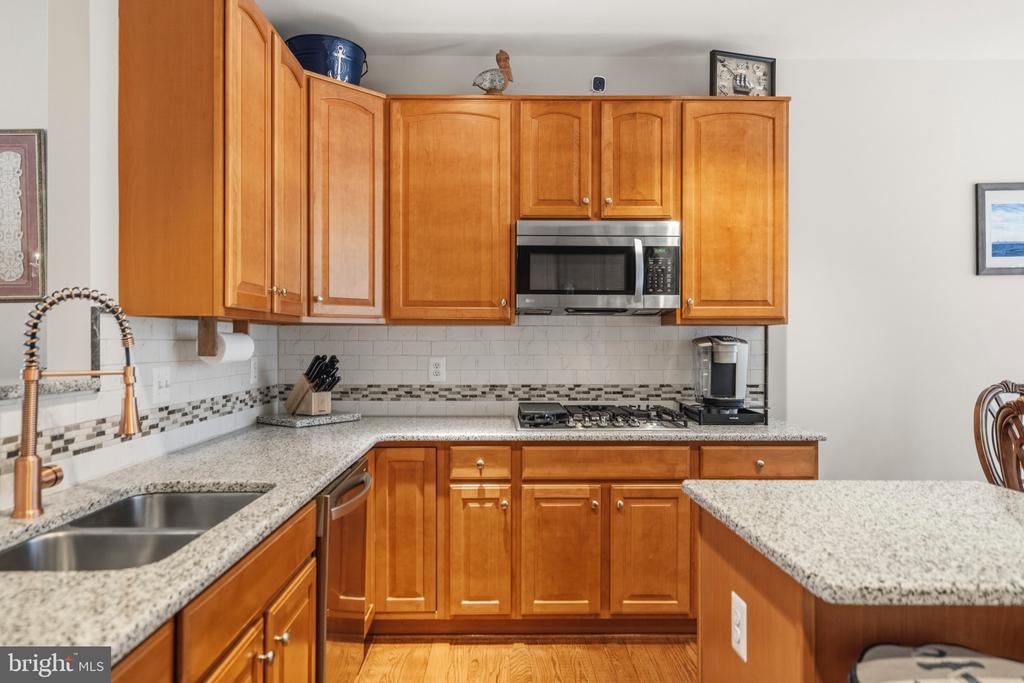 44474 LIVONIA TERRACE