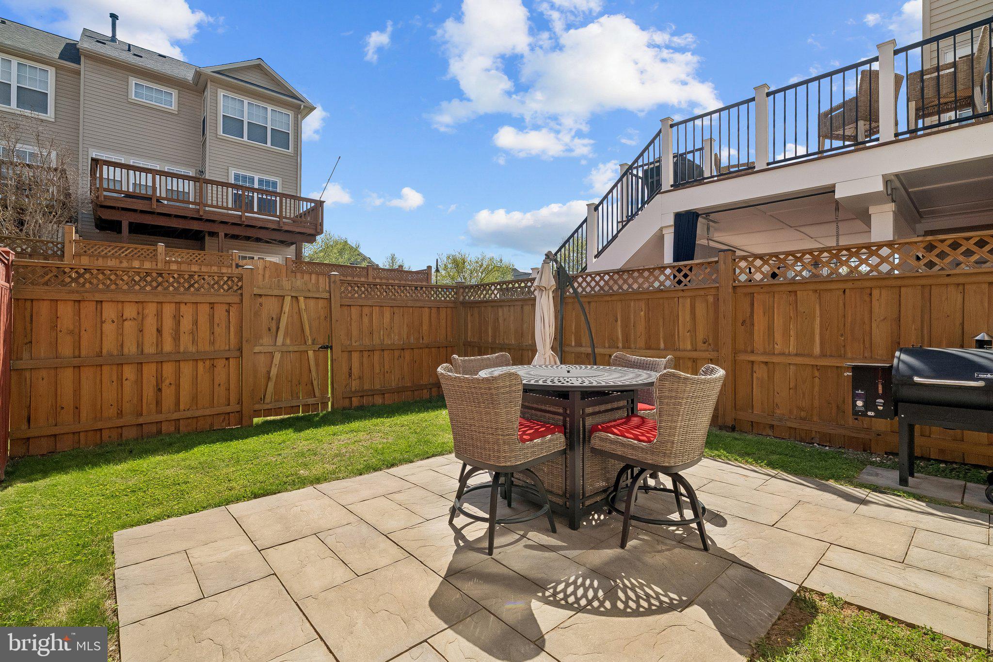 43255 SUNDERLEIGH SQUARE