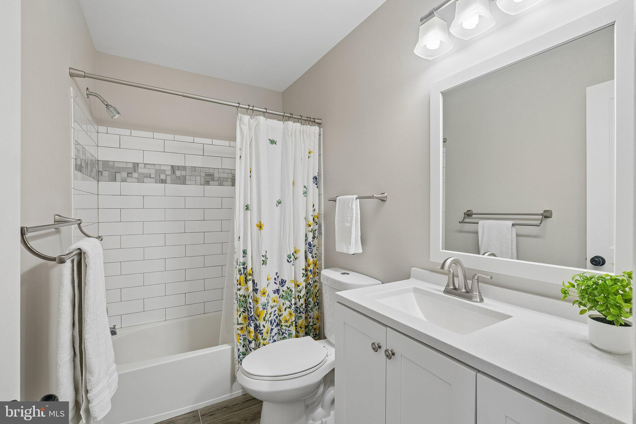 43255 SUNDERLEIGH SQUARE