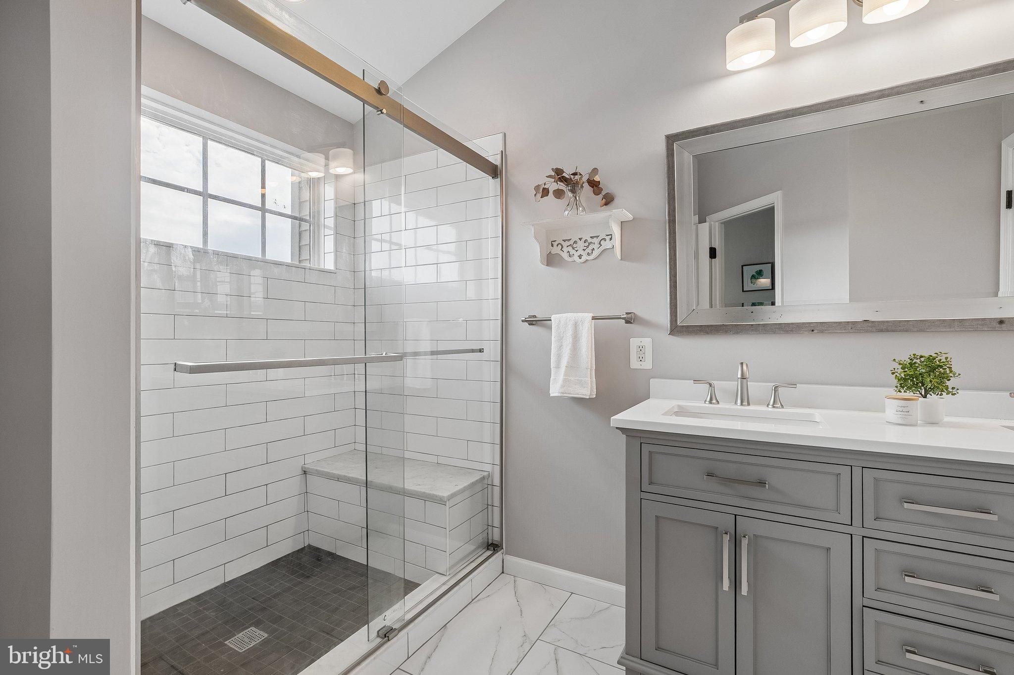 43255 SUNDERLEIGH SQUARE