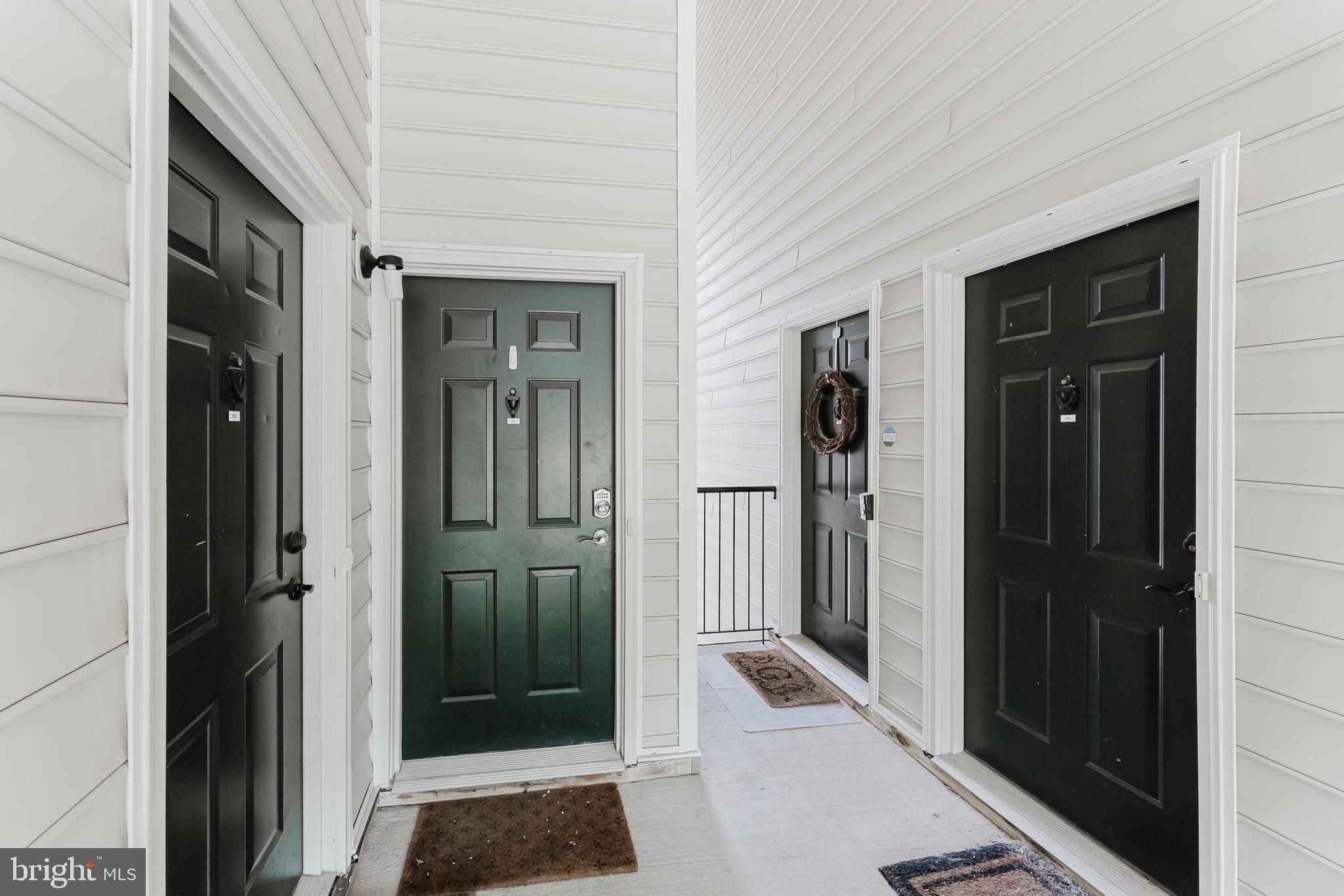 24588 BYRNE MEADOW SQUARE 302