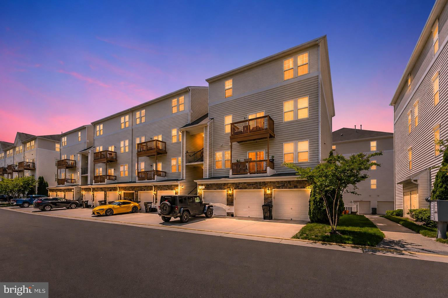 24588 BYRNE MEADOW SQUARE 302
