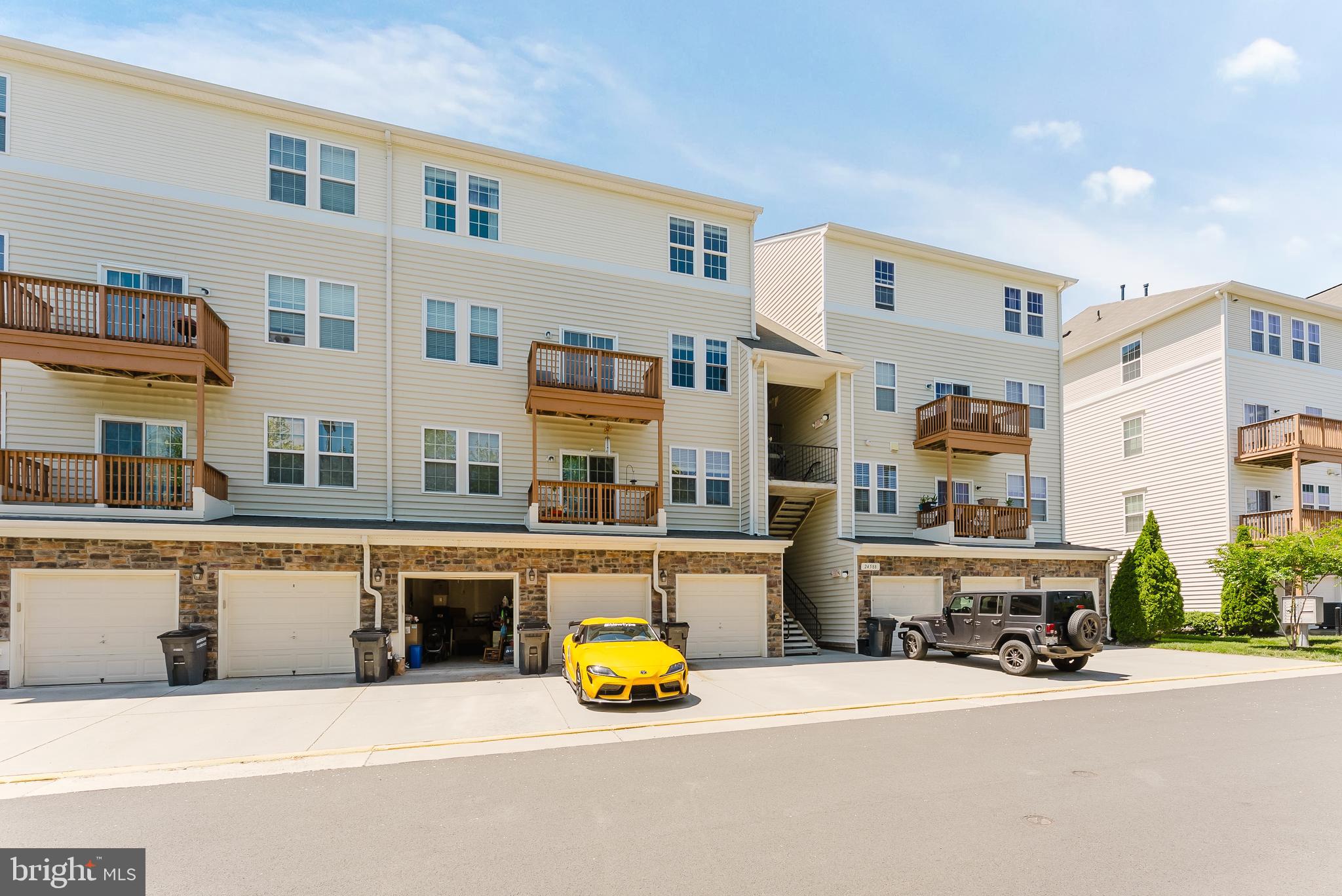 24588 BYRNE MEADOW SQUARE 302