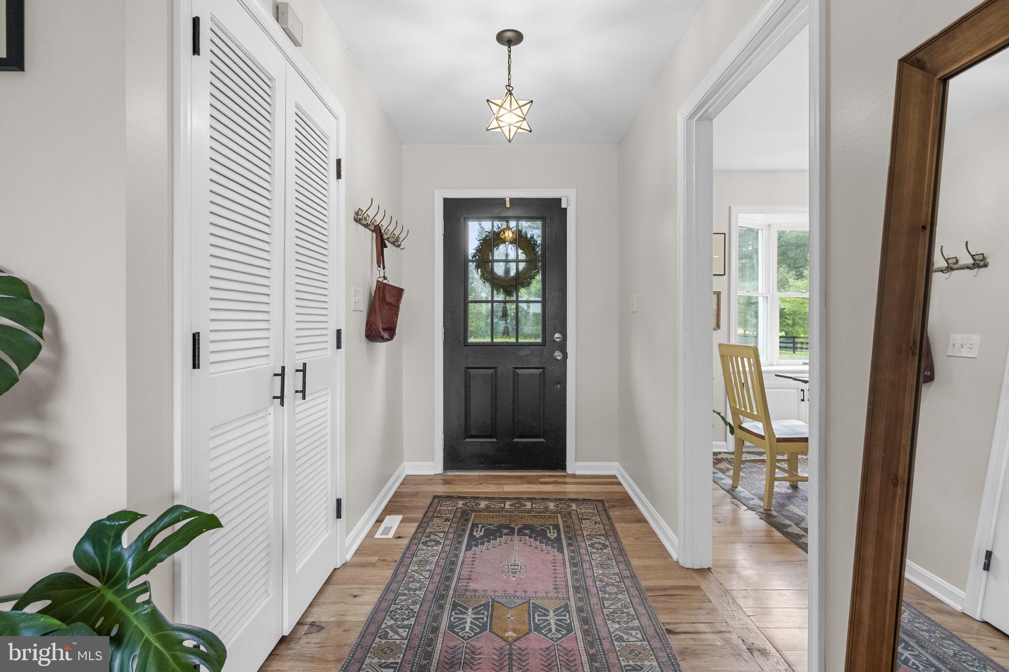 16045 HAMILTON STATION ROAD