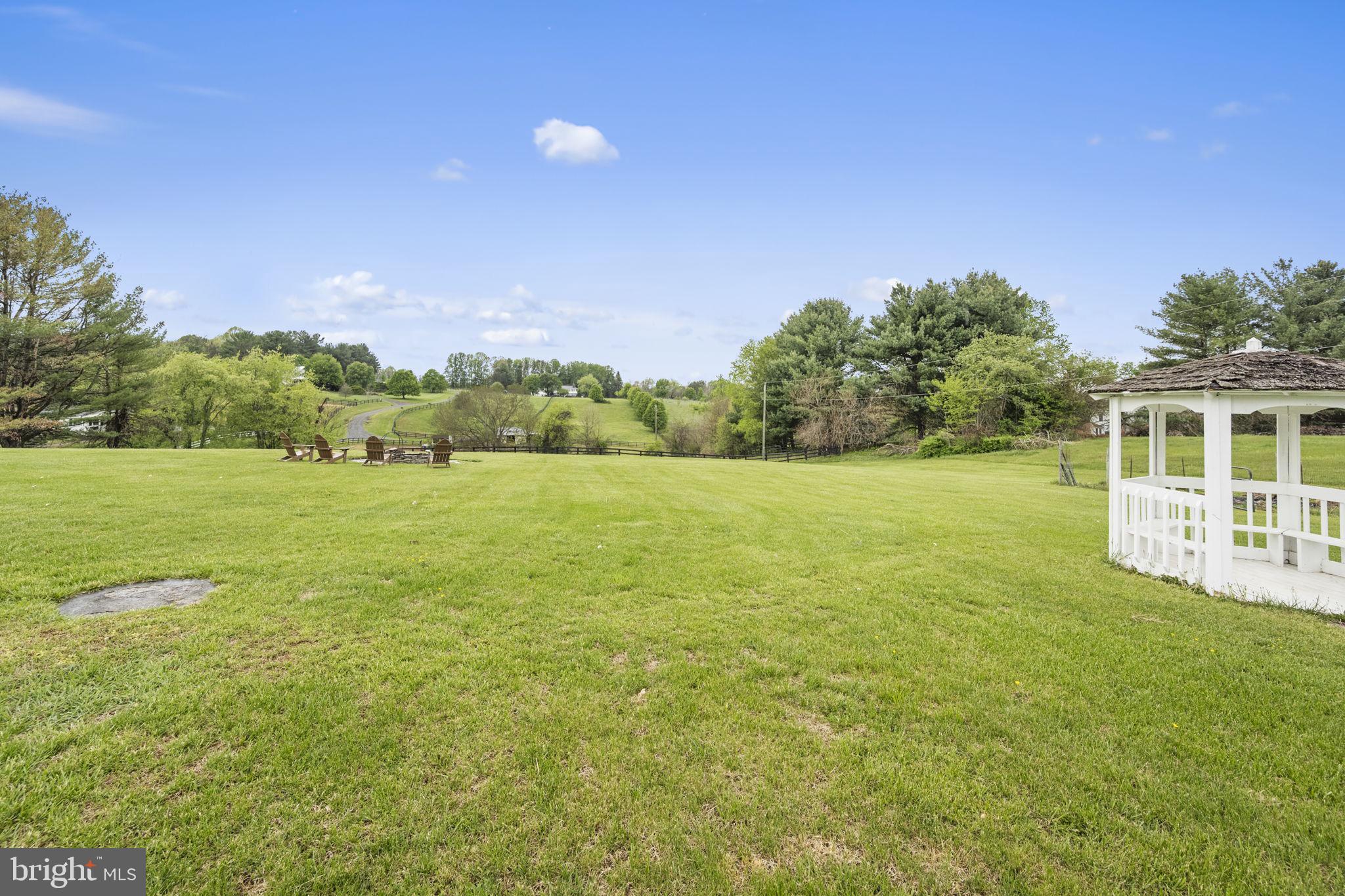16045 HAMILTON STATION ROAD
