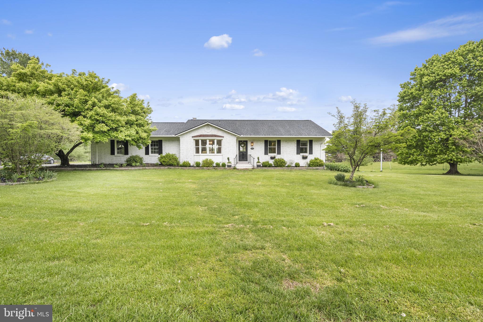 16045 HAMILTON STATION ROAD
