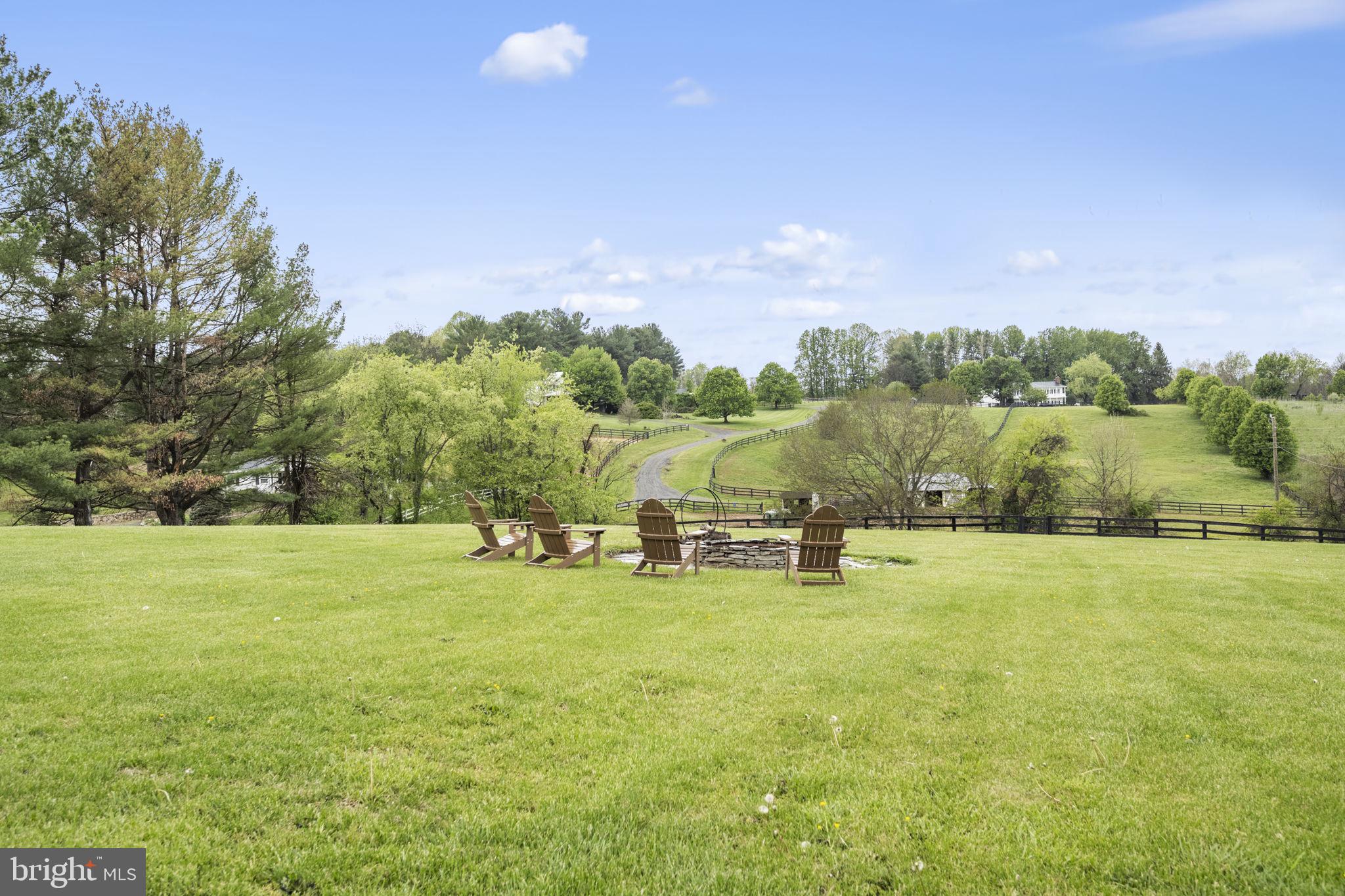16045 HAMILTON STATION ROAD