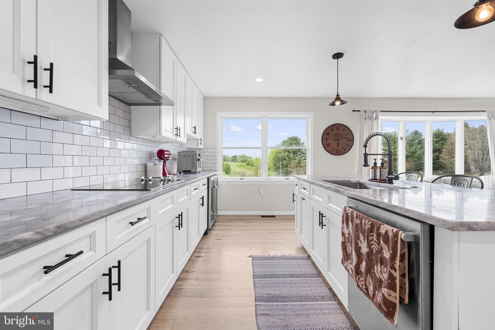 16045 HAMILTON STATION ROAD