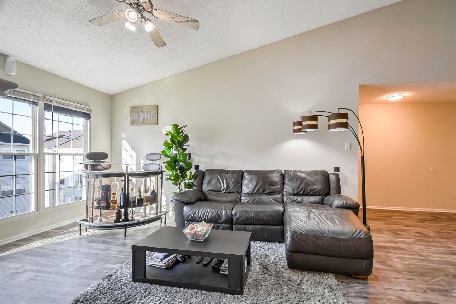 1107 HUNTMASTER TERRACE NE 301
