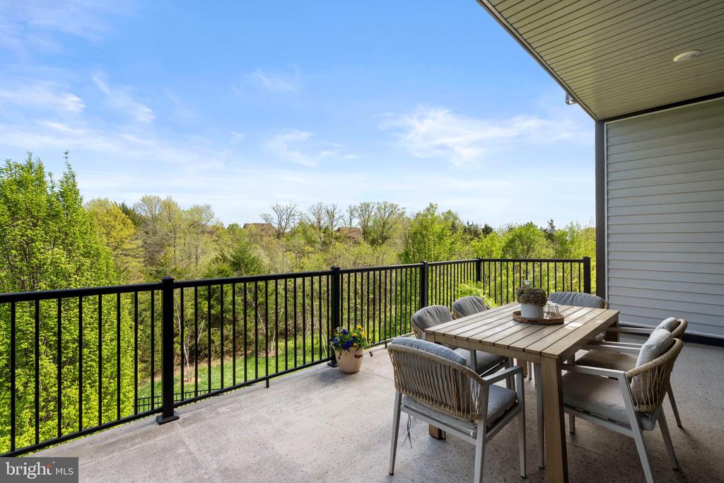 23070 SULLIVANS COVE