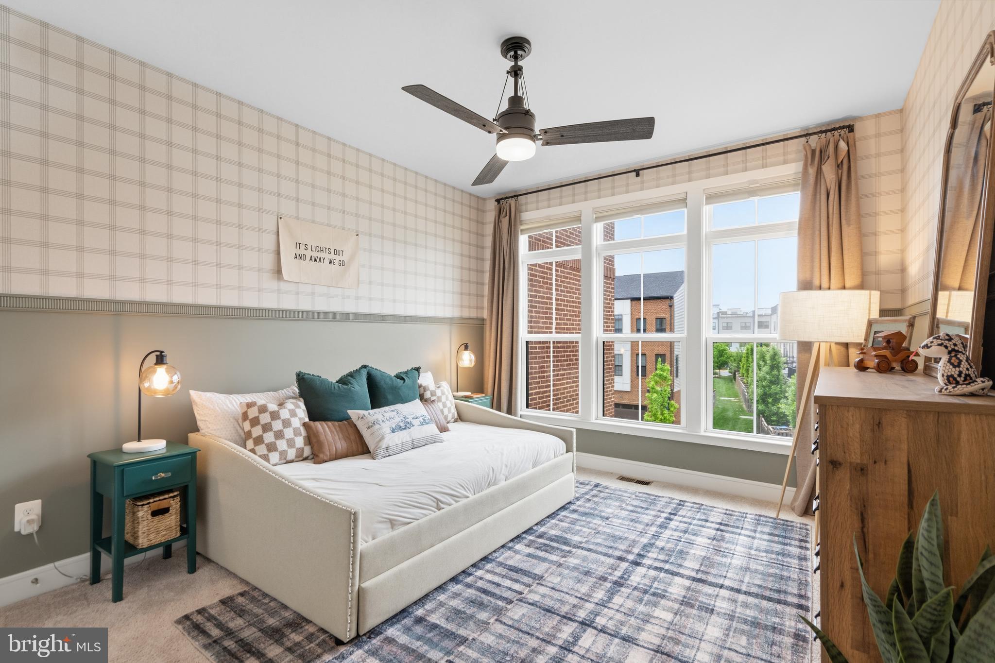 23070 SULLIVANS COVE