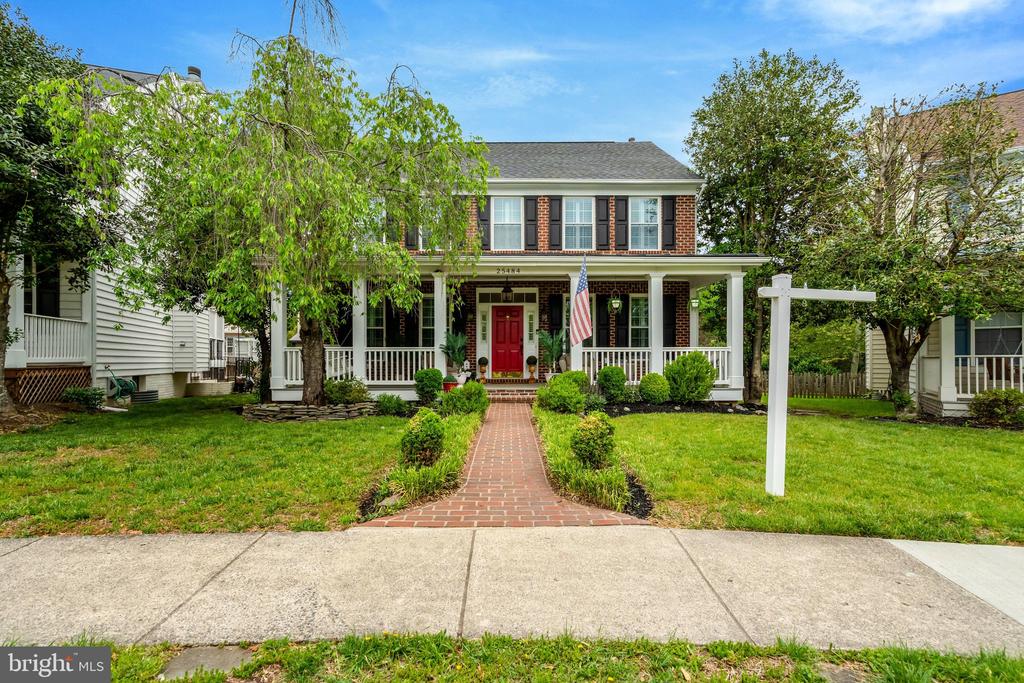 25484 HEATHFIELD CIRCLE