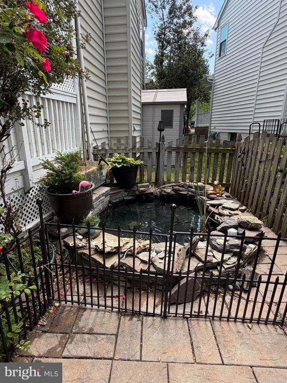 25484 HEATHFIELD CIRCLE