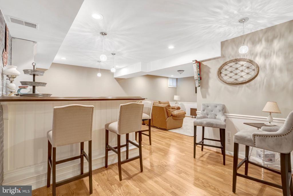 25484 HEATHFIELD CIRCLE