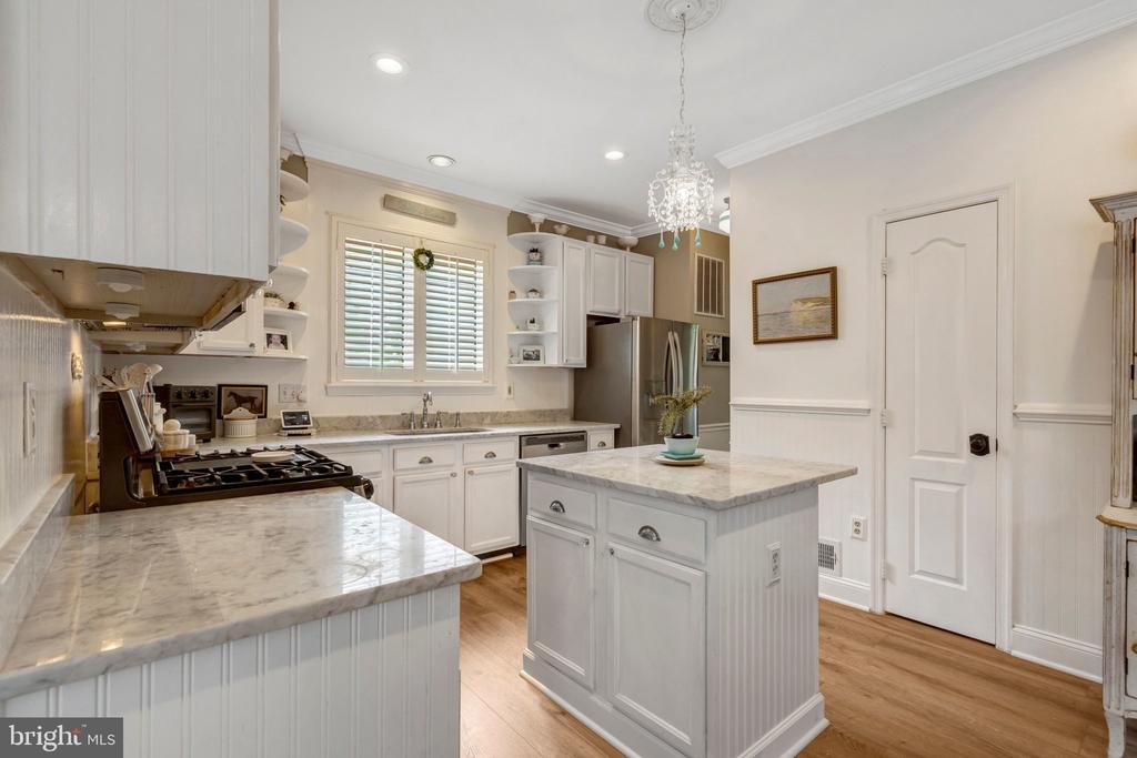 25484 HEATHFIELD CIRCLE