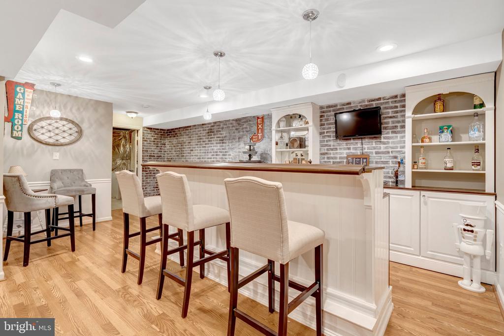 25484 HEATHFIELD CIRCLE